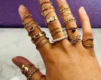 Set di anelli con elementi multipli in stile Boho da 27 pezzi con farfalla, foglia d'albero e perle finte, set di anelli vintage