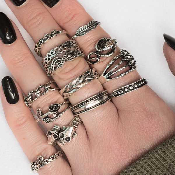 13 pcs Skull Snake & Claw Ring Piece Vintage Silver Ringset Sun Moon Charm Ring Set Gothic Punk Emo Stainless Steel Rings  Ring Set