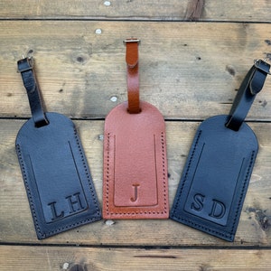 Étiquette à bagage en cuir - cadeau personnalisé - étiquette de bagage - vacances - cadeau de voyage - indispensable de voyage - cadeau pour elle - cadeau jet set