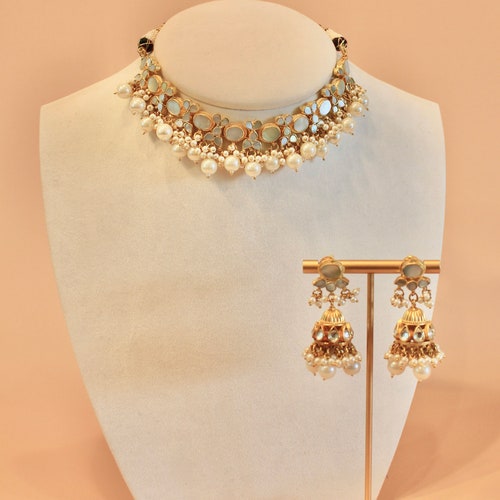 KIMAYA | Mother of Pearl Necklace and shops Earring Set