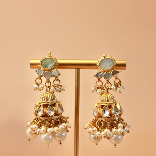 KIMAYA | Mother of Pearl Necklace and shops Earring Set