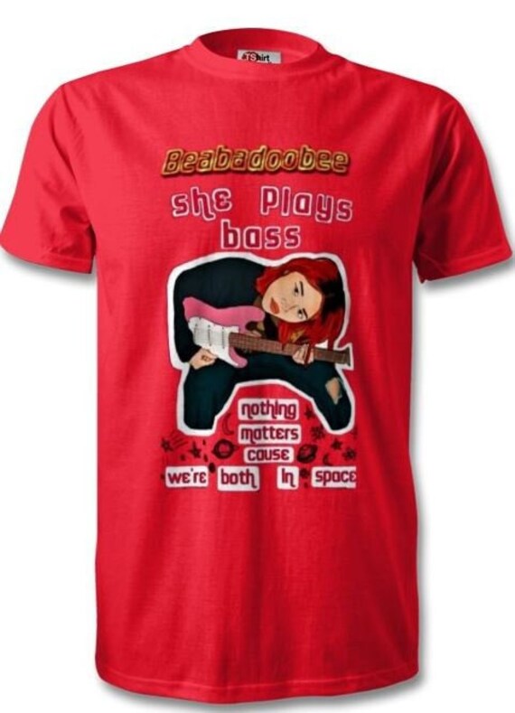 Original Design Beabadoobee She Plays Bass T-shirt in - Etsy Australia