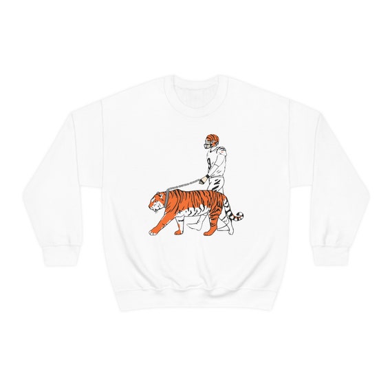 Joe Burrow Cincinnati Bengals Crewneck: Unisex Football Sweatshirt