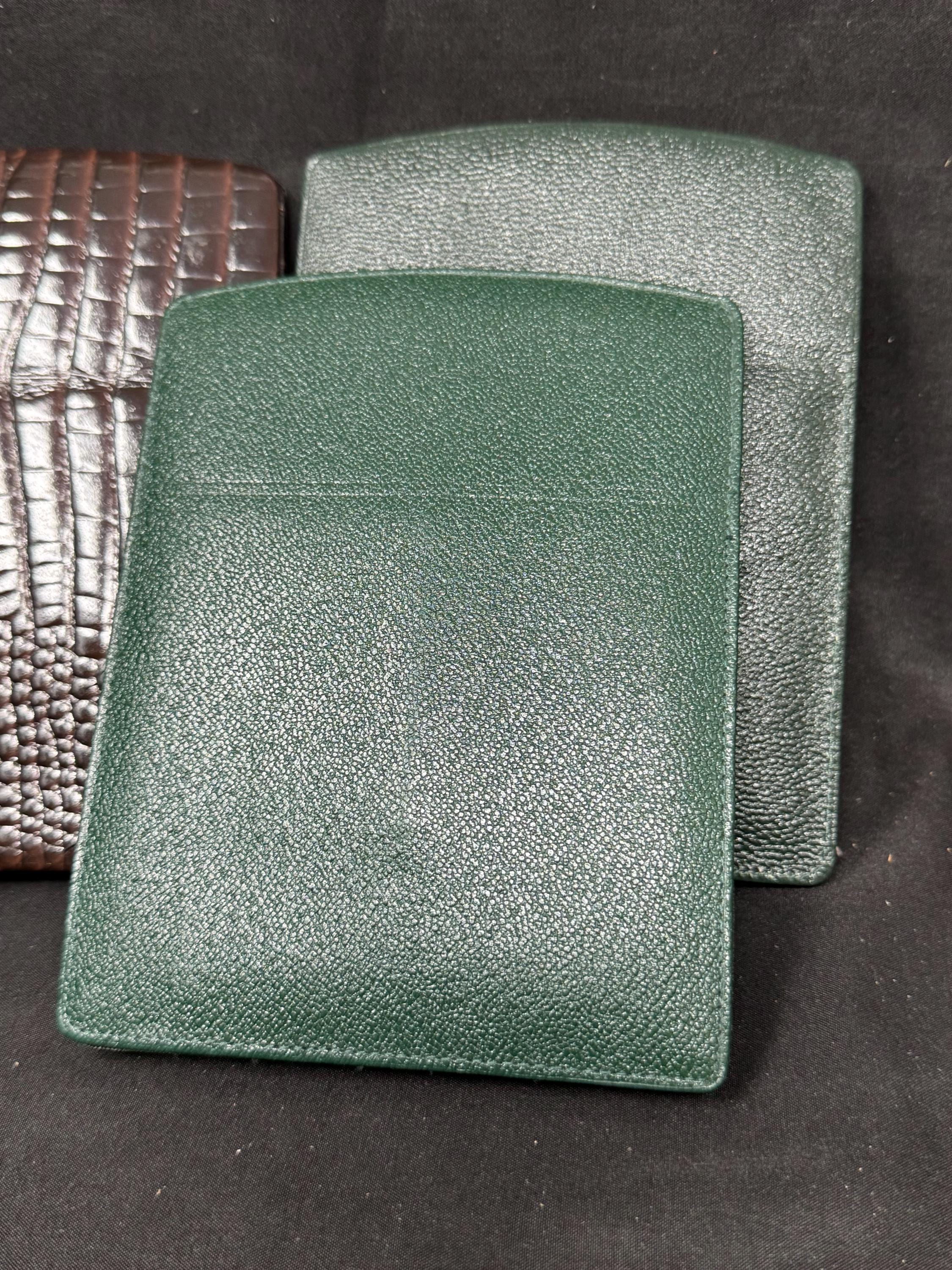 German Textured Leather Cigar Case - Four-Cigar Hard-Shell Holder, Crocodile Texture 5