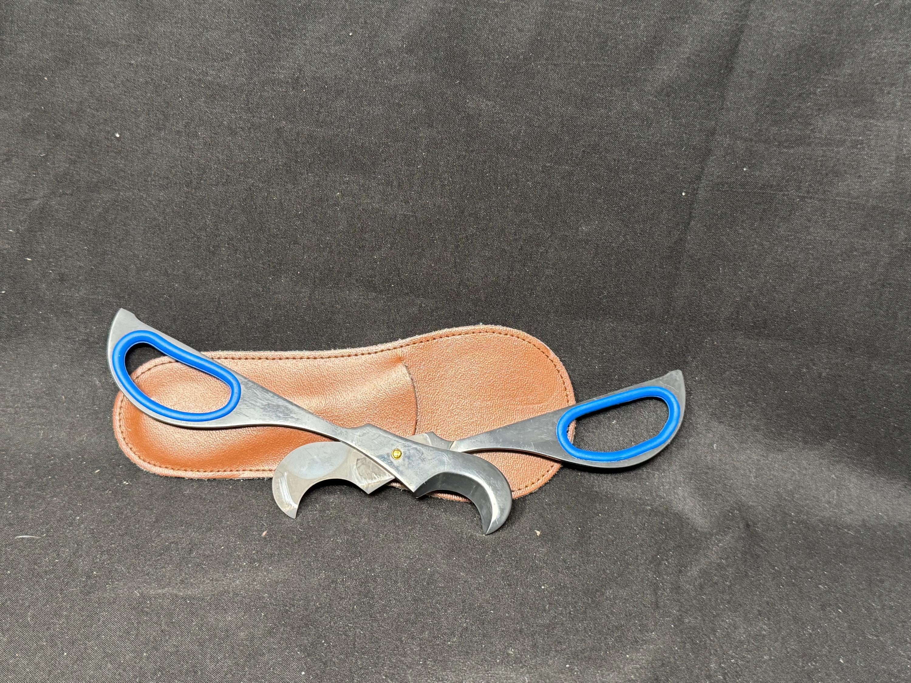 German Black Metal Cigar Scissors - Solingen Precision Cutter, circa 1900s 8