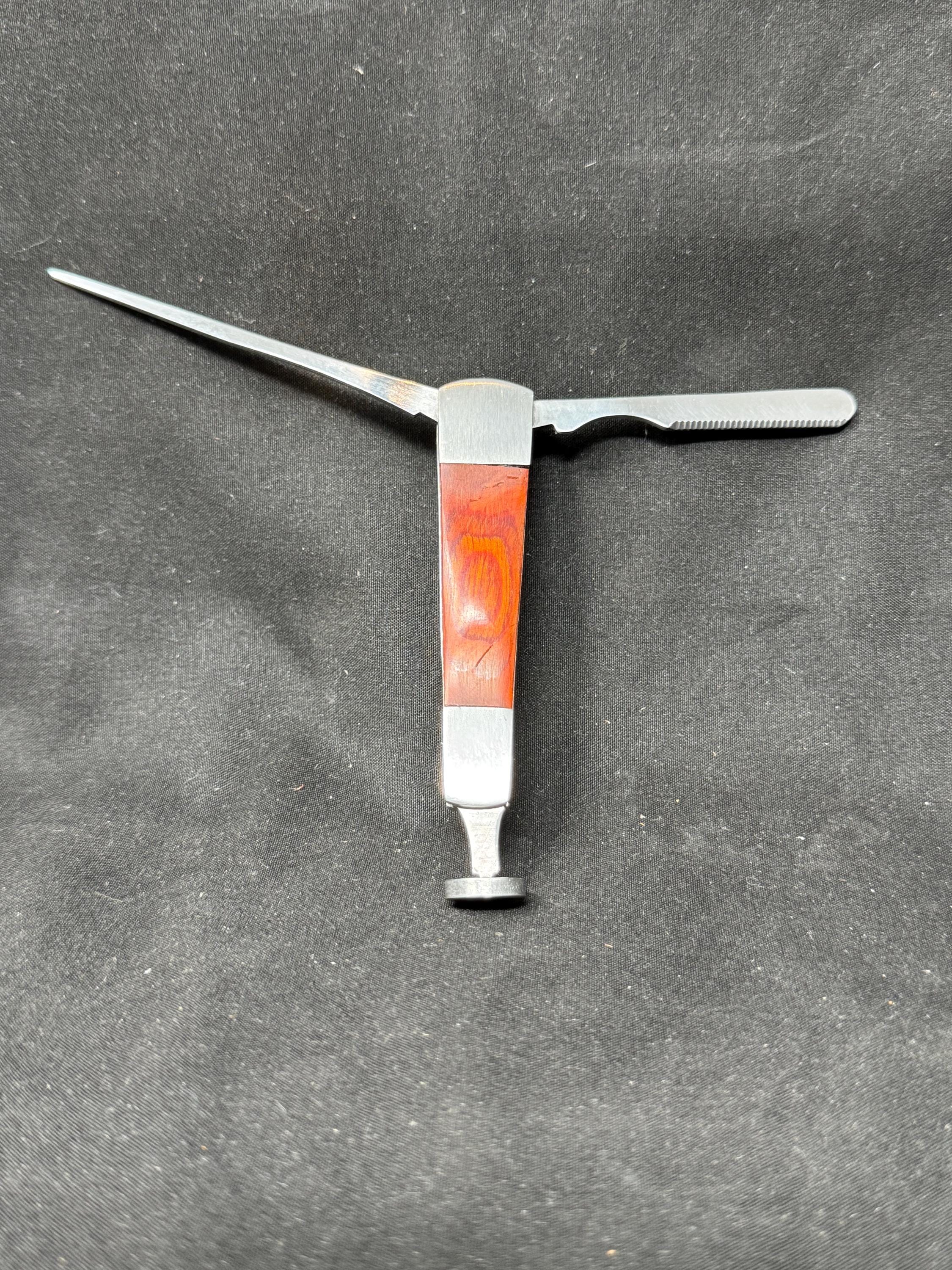 Gentleman's Companion Mid-Century Modernist 3-in-1 Pipe Tool | Wood-Grain Acrylic & Steel 6