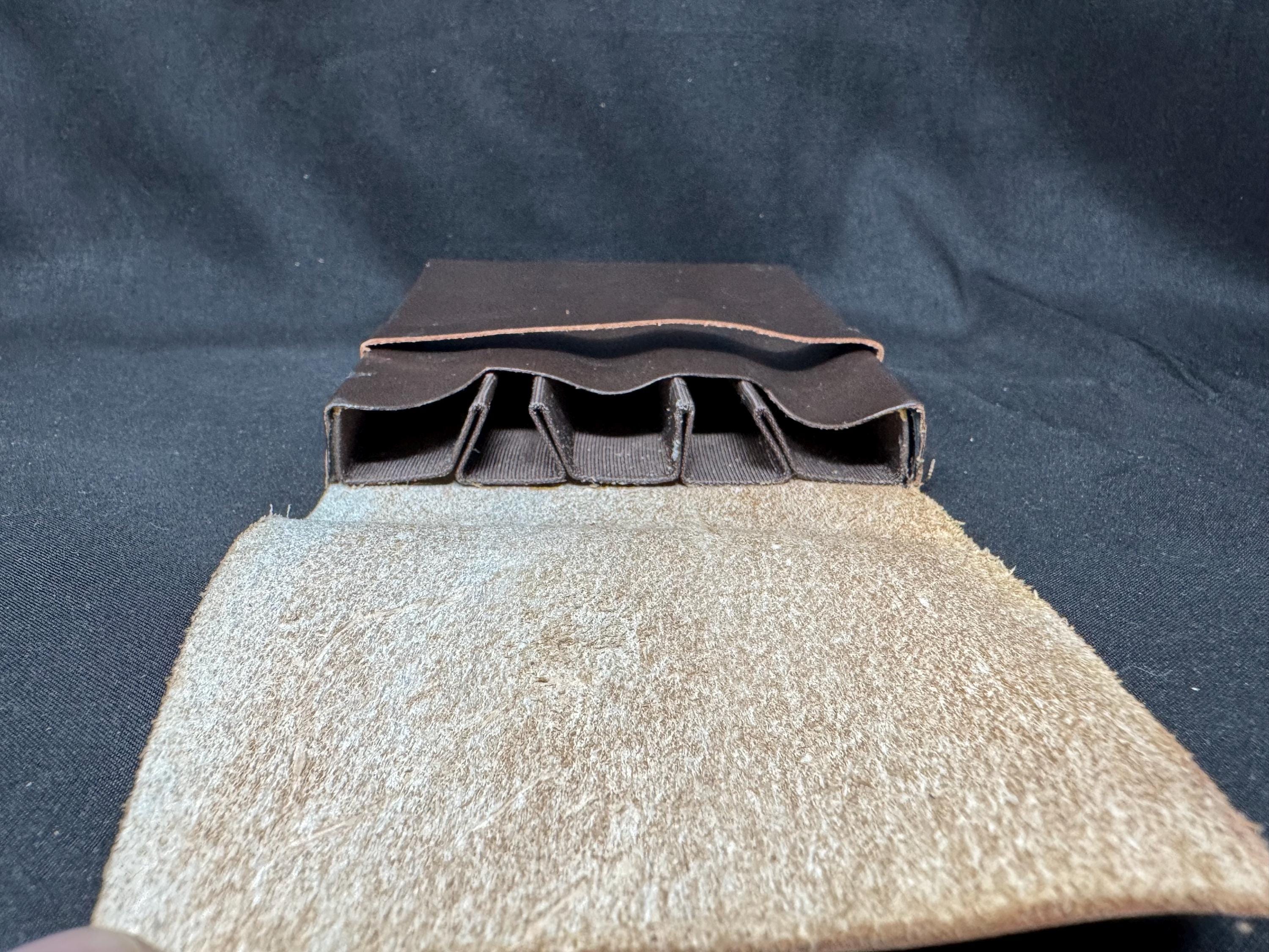 Offenbach German Leather Five-Cigar Travel Case - Rigid, Compartmented, c.1920s 2