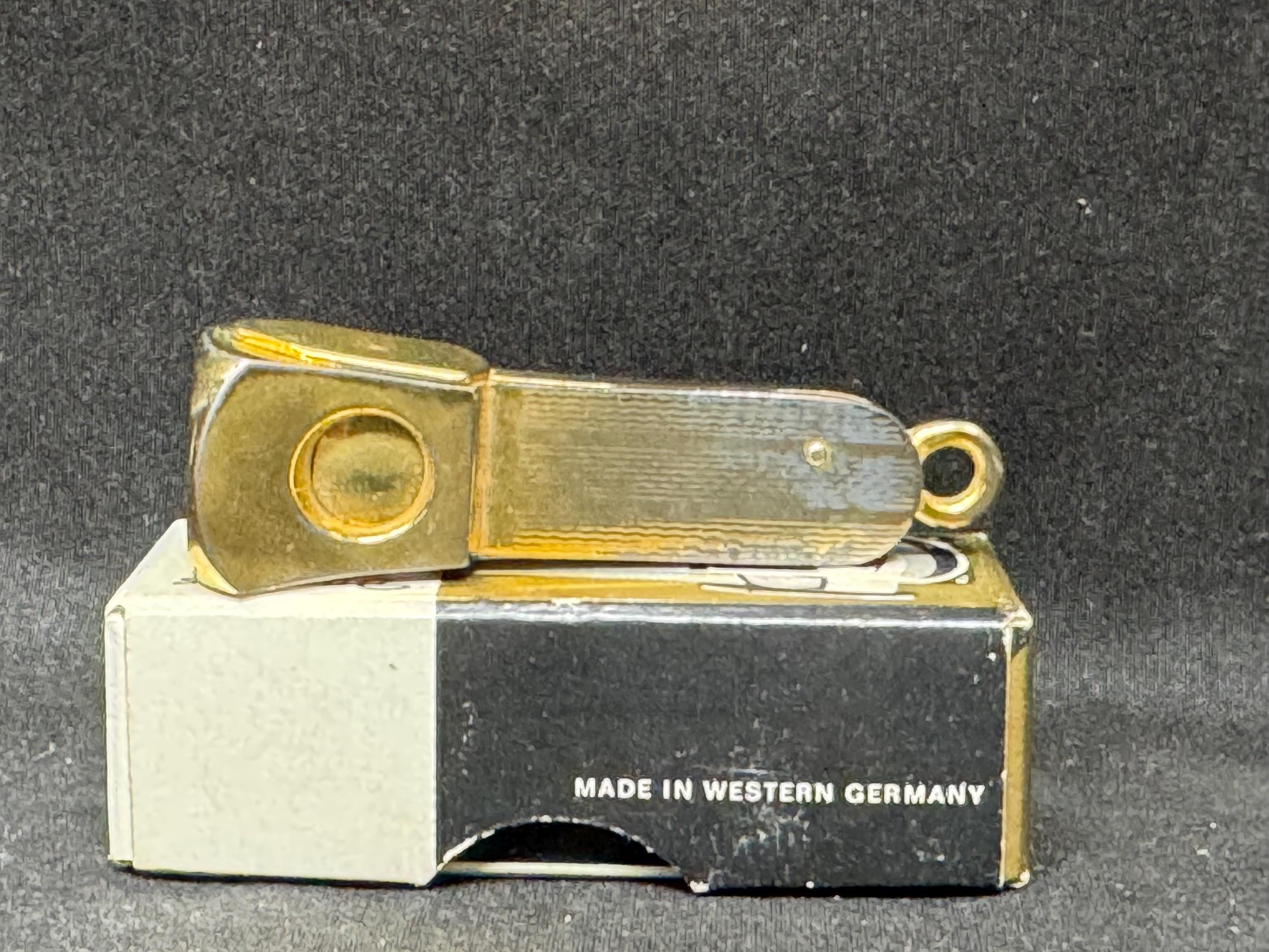 CTS Solingen Germany Gold-Tone Mini V-Cut Cigar Cutter, 1950s-1960s 2