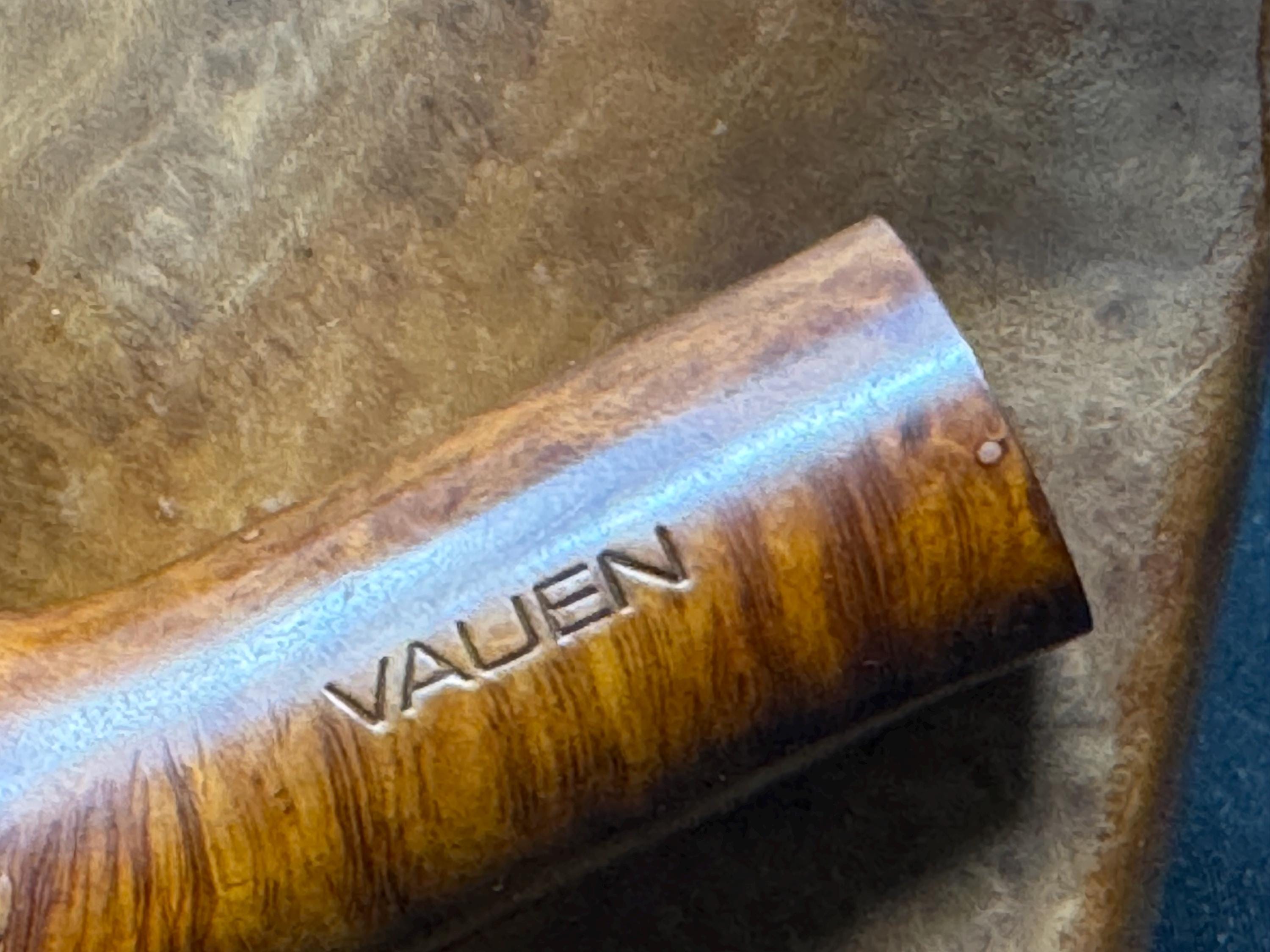 Vauen Pearl 368 Billiard - Nuremberg Filter Pipe, Cross Grain 9