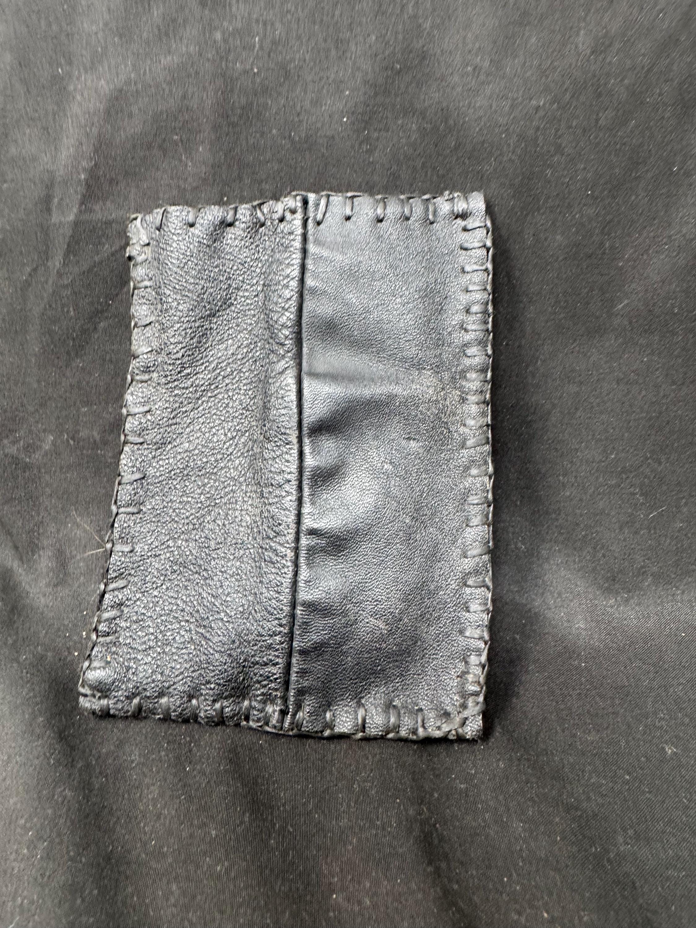 Medieval Girdle Pouch, 14th-16th Century Style - Black Leather, Jeans Button 2