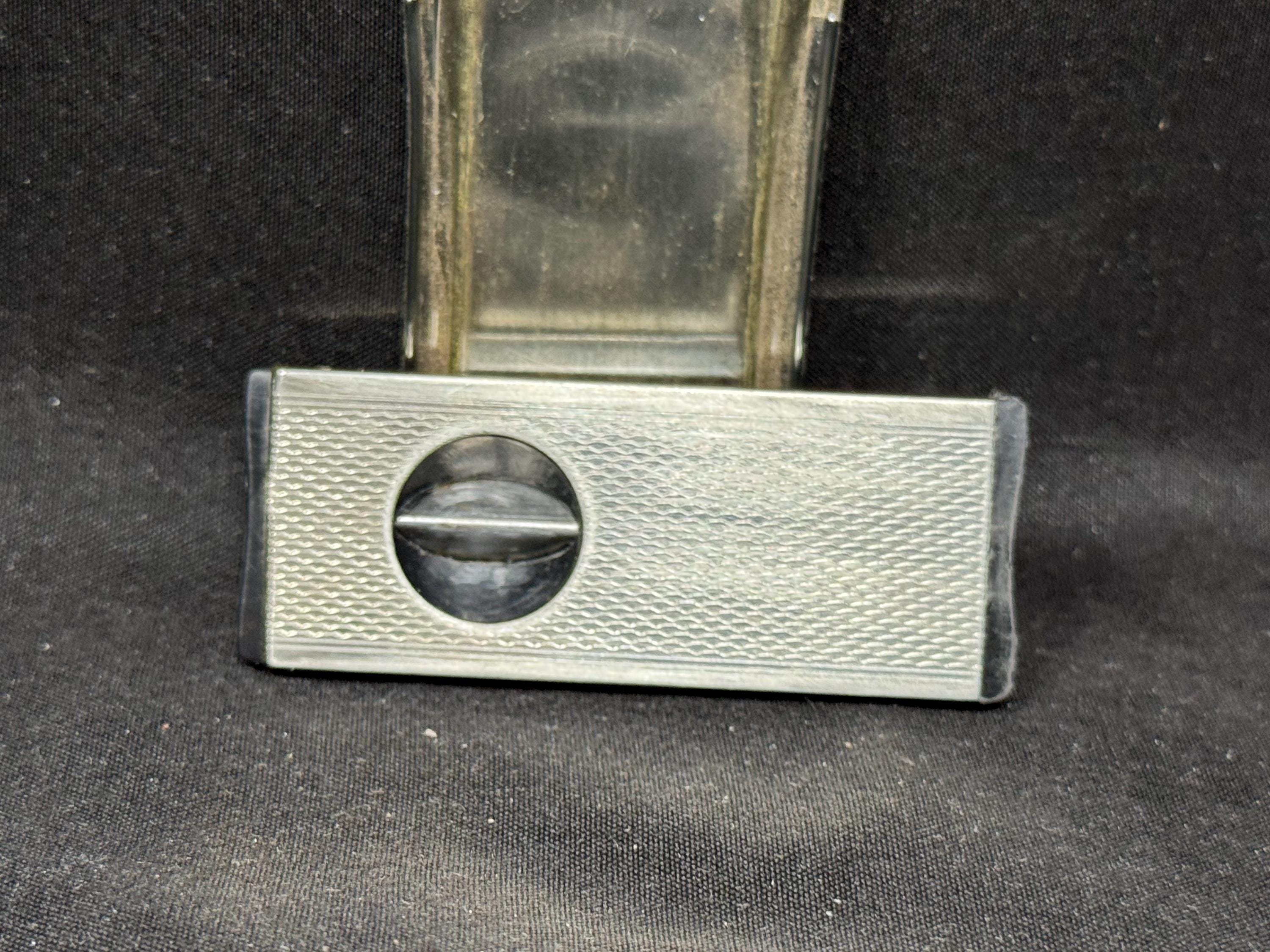 Solingen Rostfrei Art Deco V-Cut Cigar Cutter, Engine-Turned, 1950s-60s 3