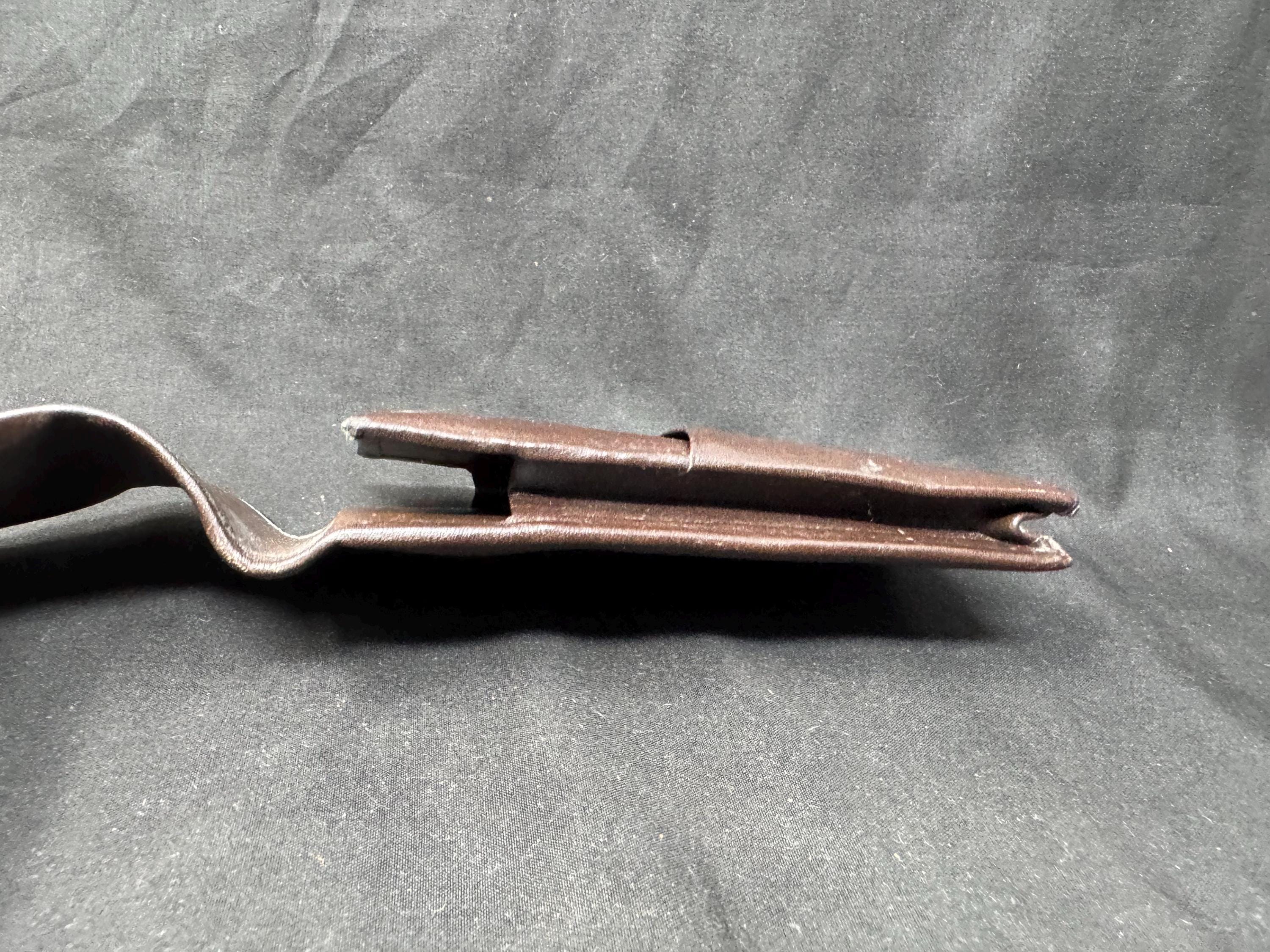 Vintage German Leather 3-Cigar Travel Case | Textured Light Coffee | Tabakgeschaft Estate 6