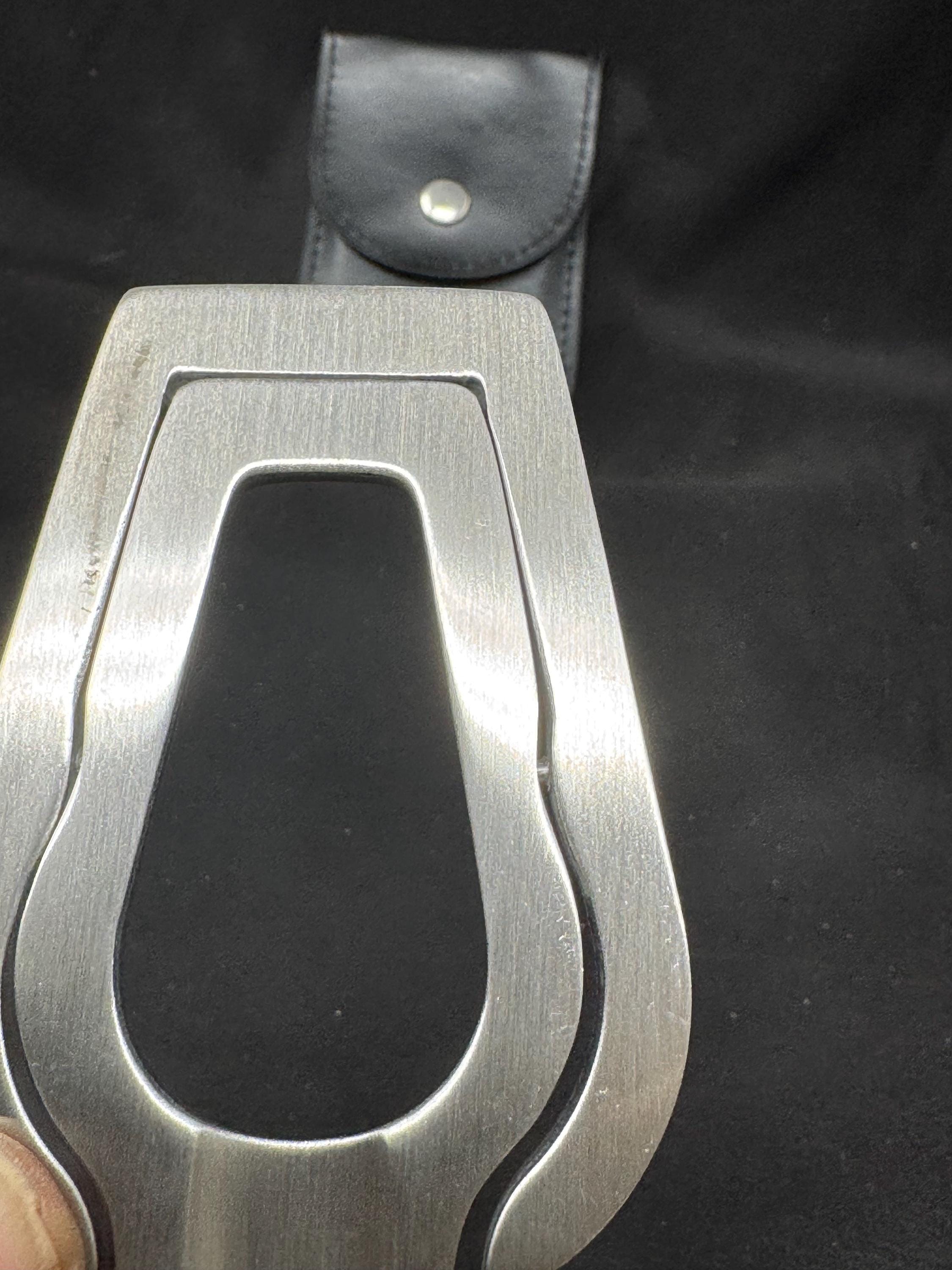 Stainless Metal Single-Pipe Stand with Scissor Mechanism and Leather Pouch 3