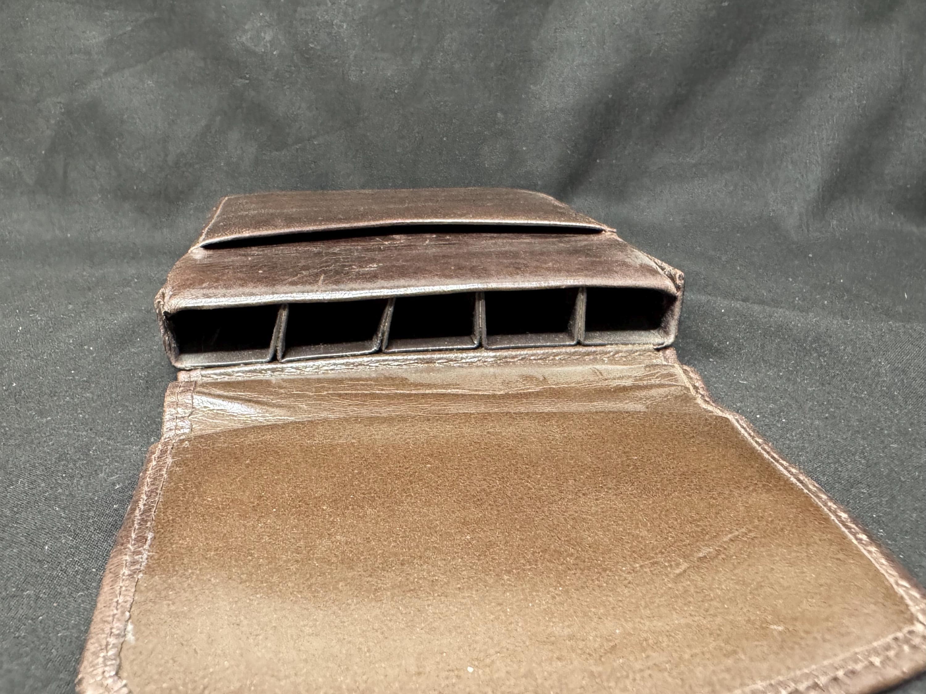 Genuine Leather 5-Cigar Case w/ External Lid & Accessory Pocket - Vintage Smoking Collectible 7