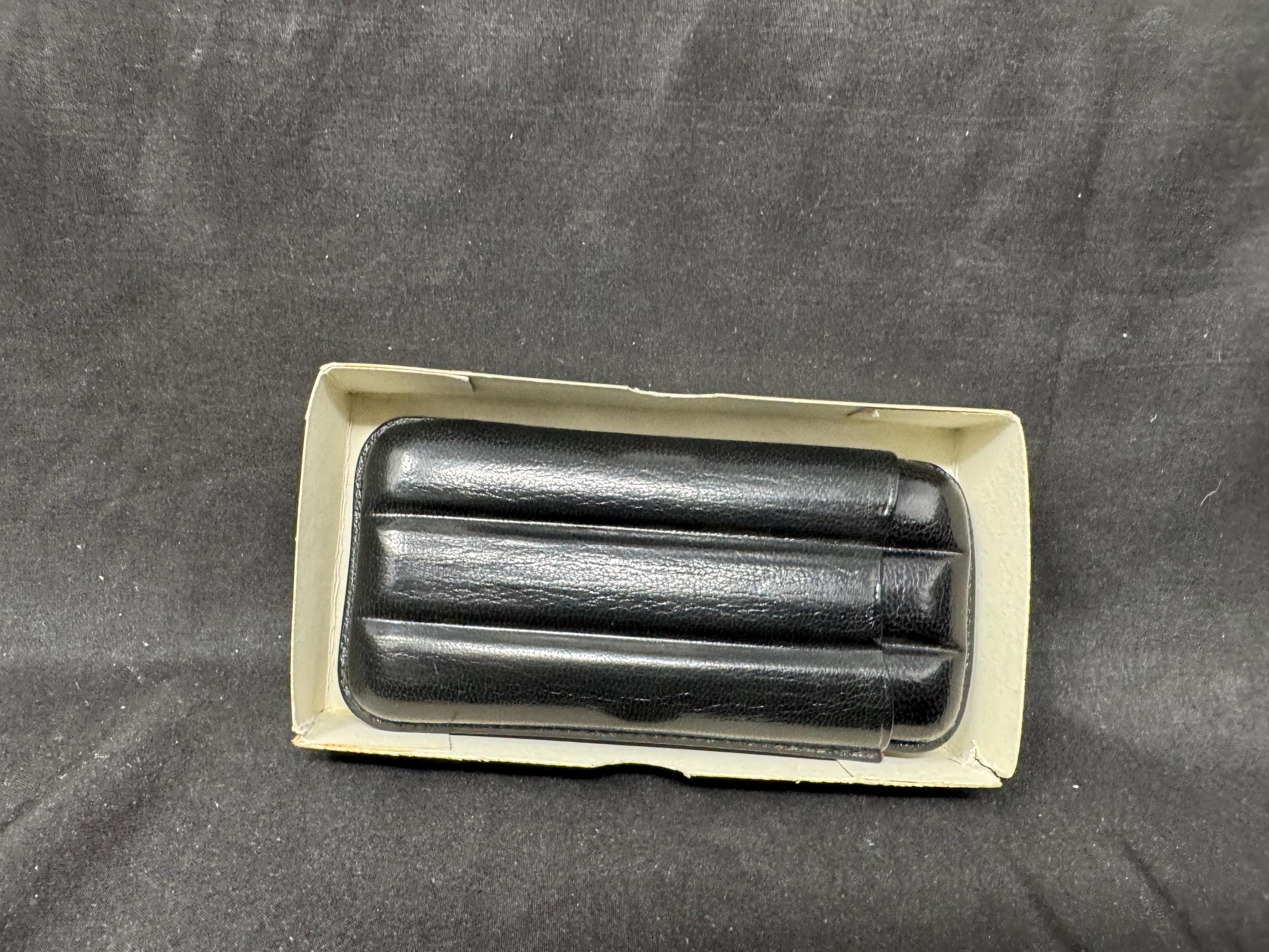 Ubrique Leather 3-Cigar Travel Case – German Bespoke Design.SKU-262 5