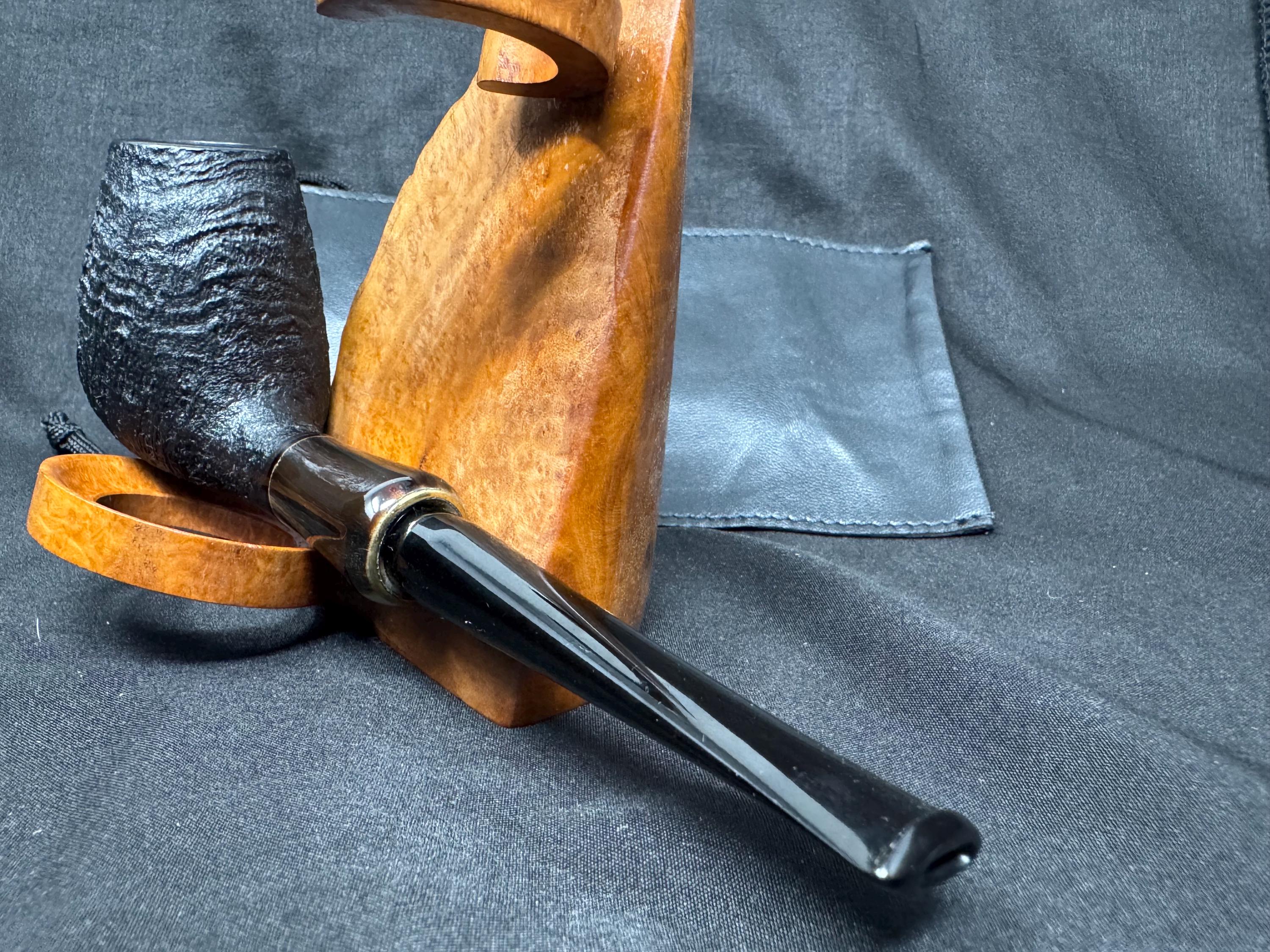 Jurgen Moritz Freehand 323 Sandblast Egg - German Artisan Collector Grade 9