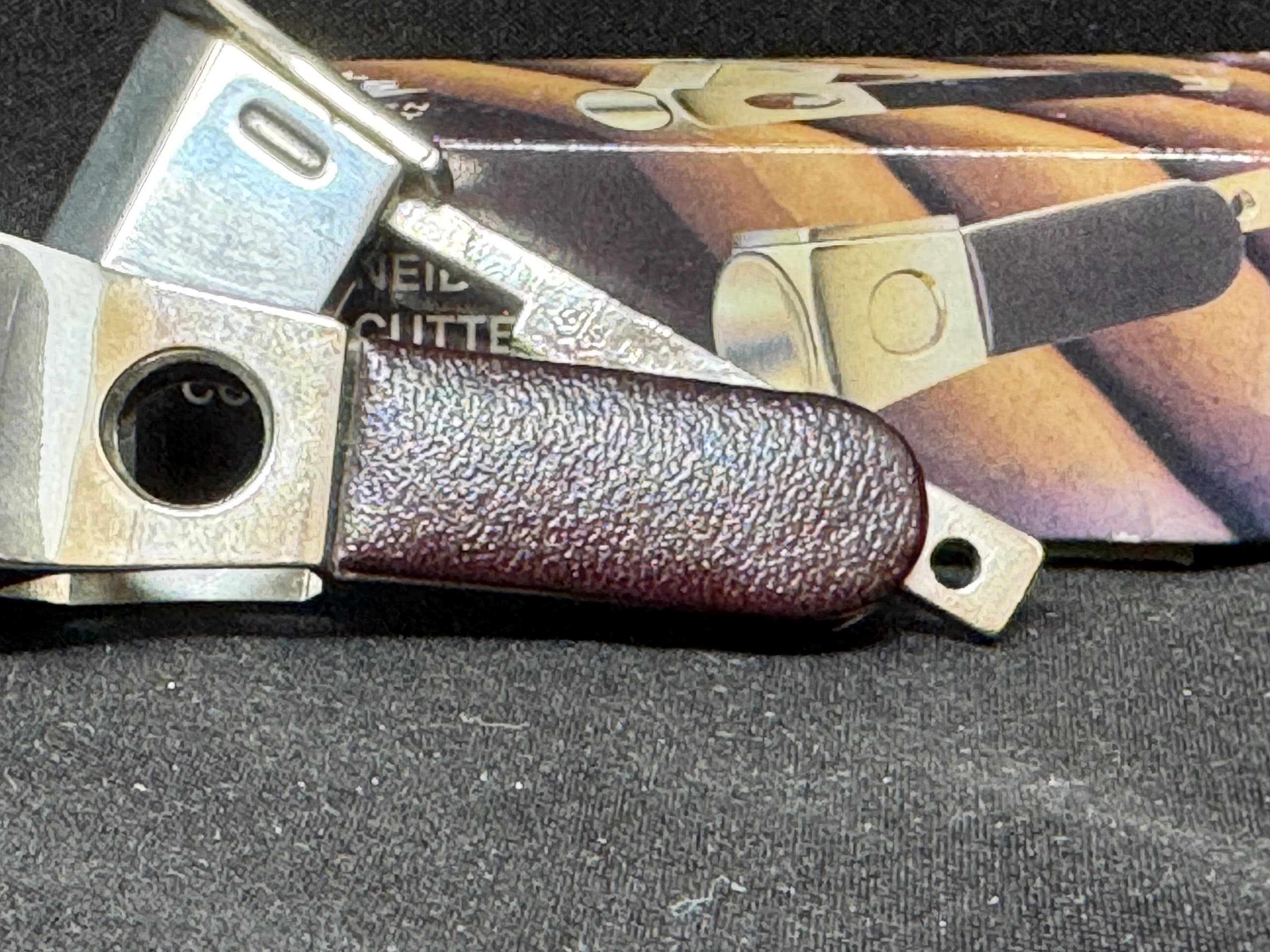 CTS Solingen Germany Mini V-Cut Cigar Cutter, Gold-Tone, NIB, 1950s-60s 7
