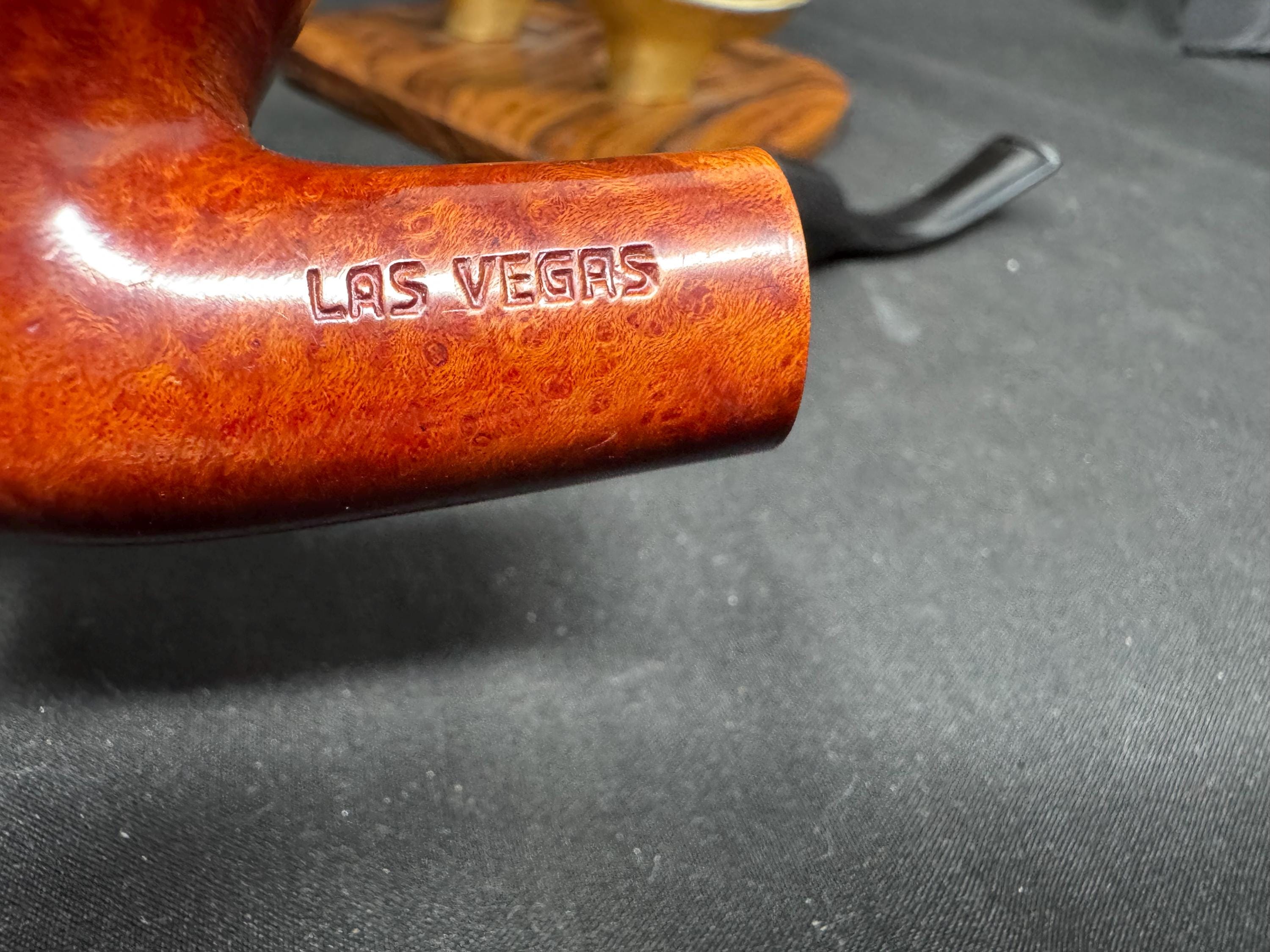 Las Vegas Smooth Bent Pot Billiard Calabash - Mediterranean Briar Estate Pipe 5