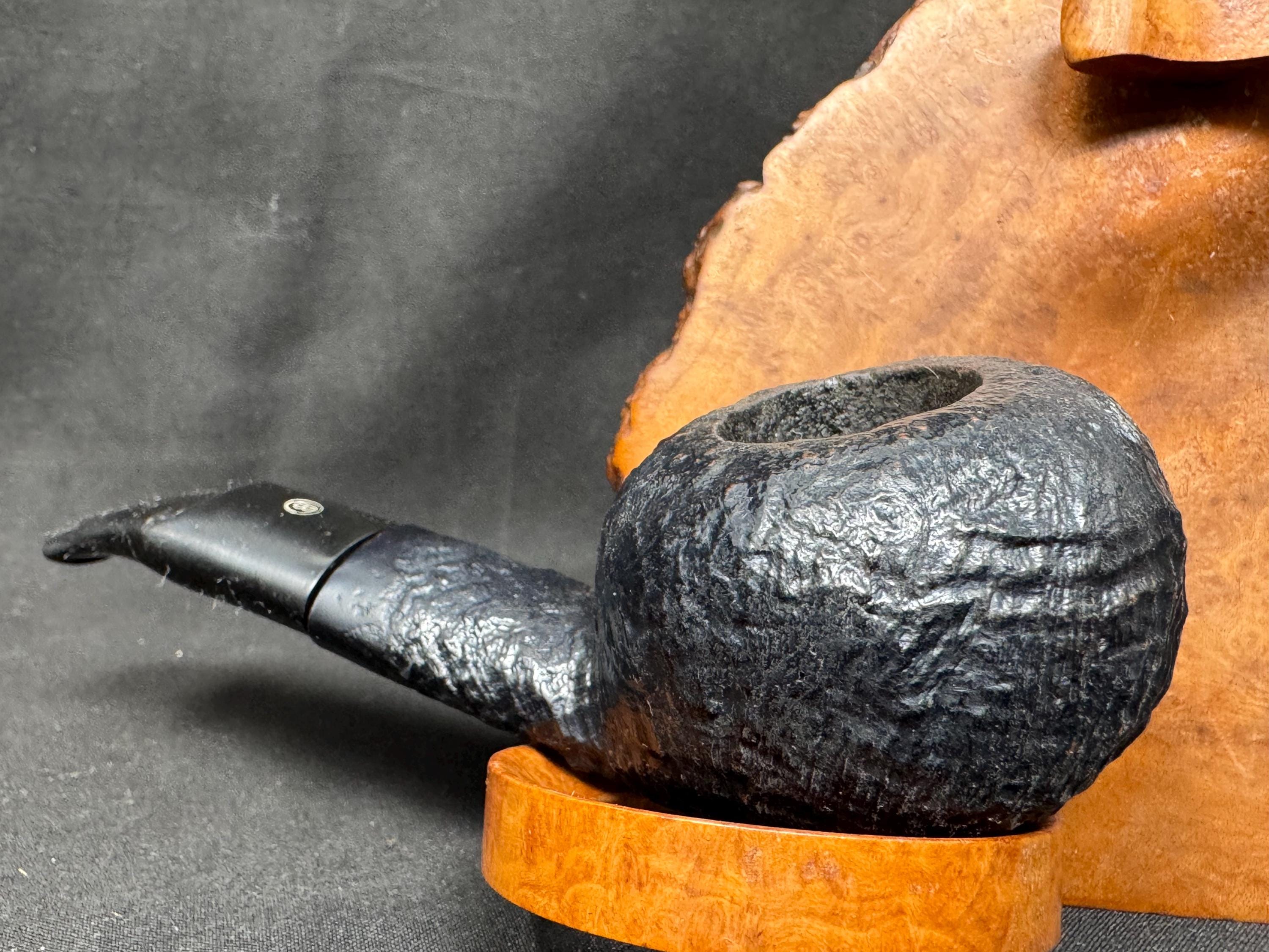 Big Ben Kingline 427 Sandblast Tomato Nosewarmer | Dutch Briar | Vulcanite Saddle Stem 7