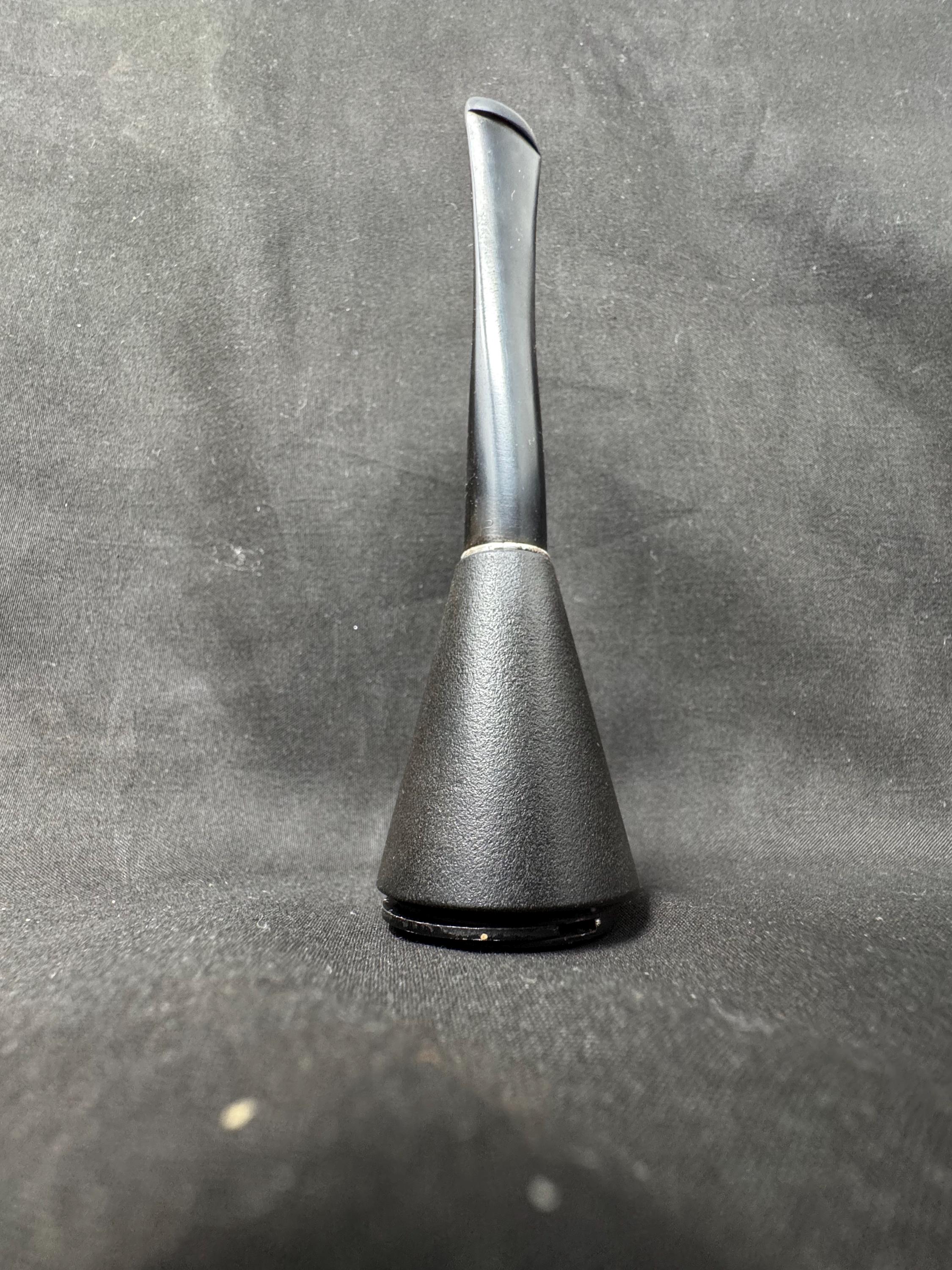 Swiss-Made Pipstar Black Sandblast Estate Pipe - Patented Cooling System 5
