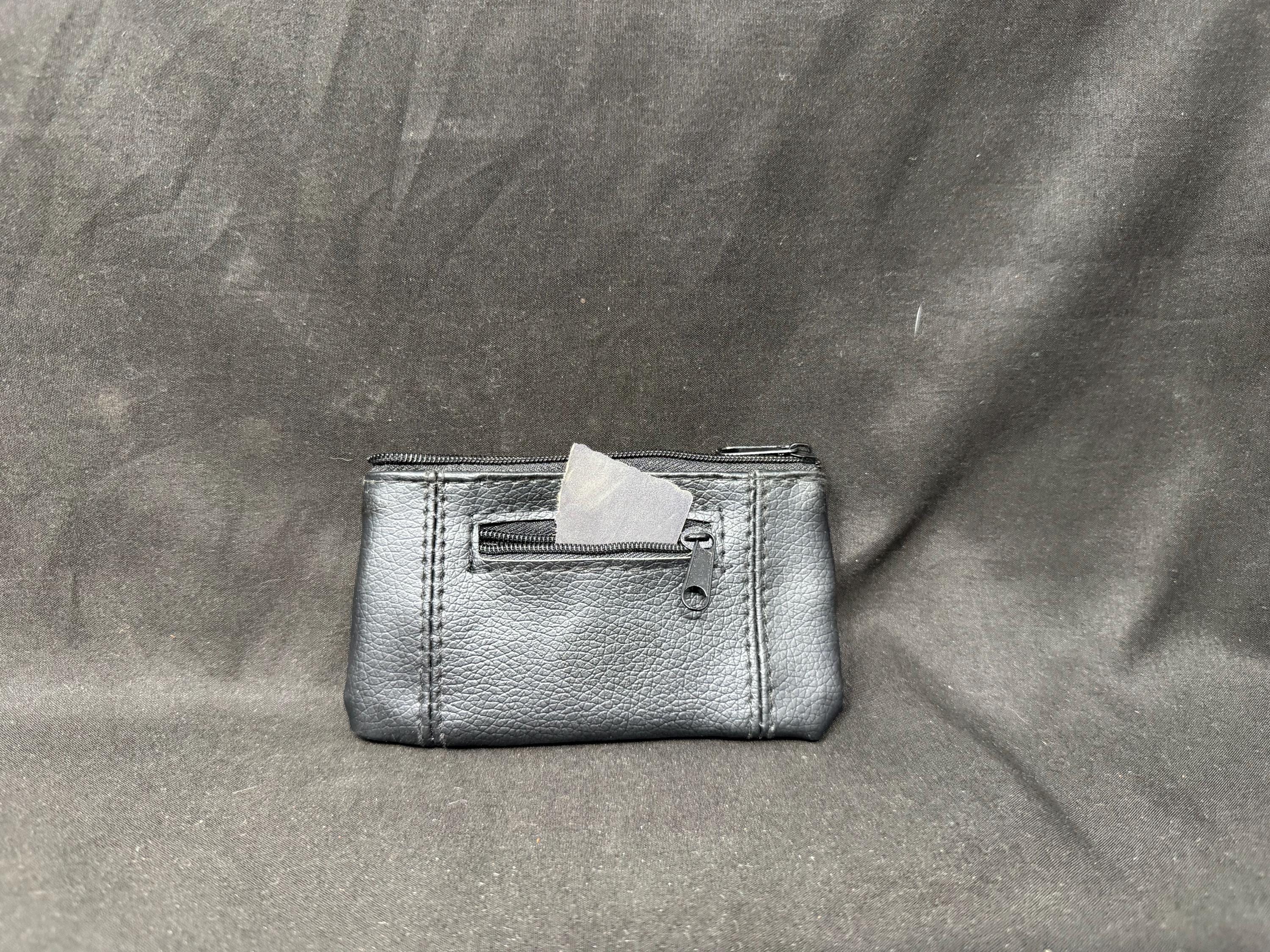 Vintage Genuine Leather Key Pouch | Miniature Archival Accessory, Mint Condition 3