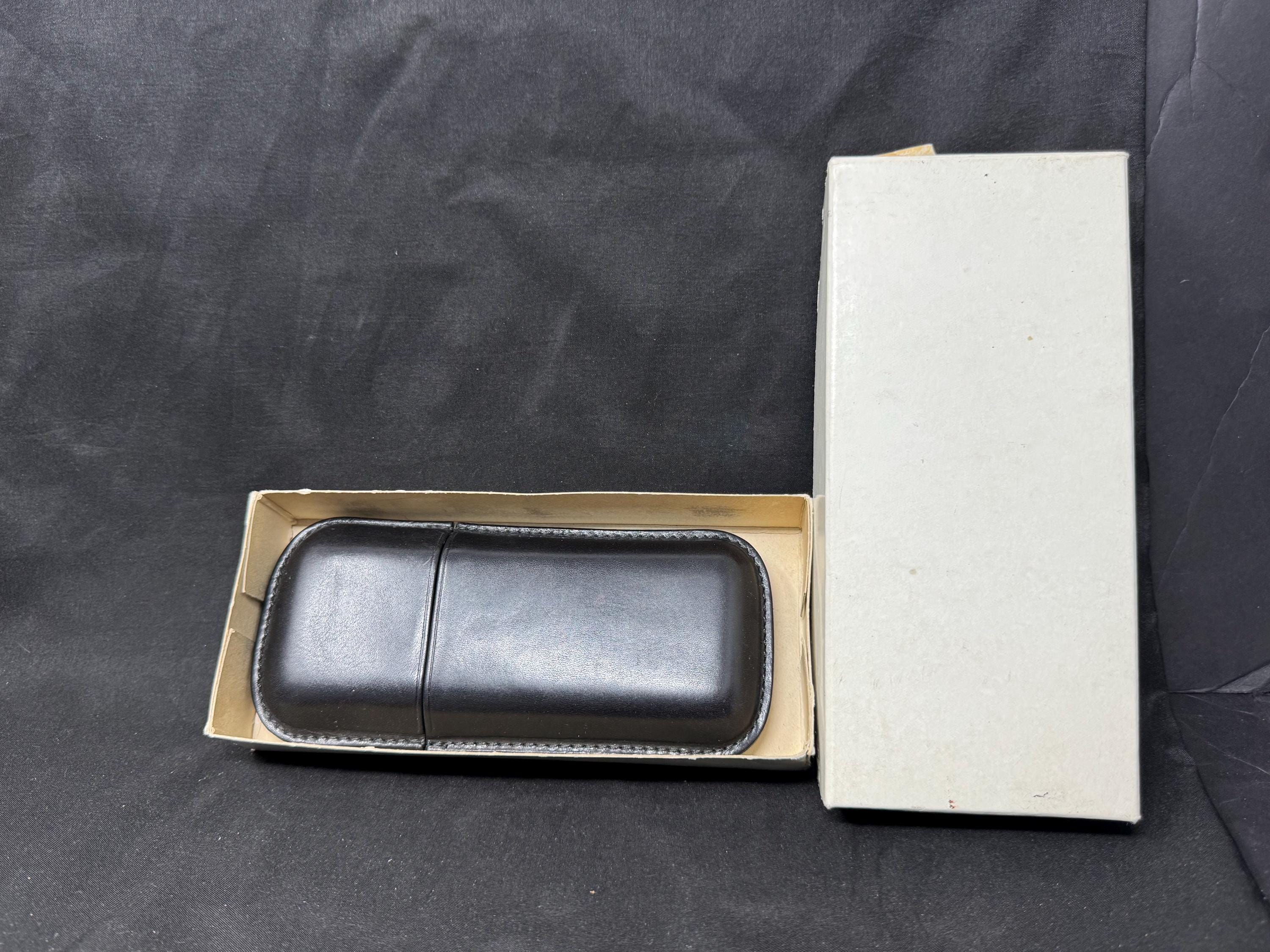 Unmarked German Hard Leather Cigar Holder / Hof-Lieferant Quality . 7” x 2.5“x 1”.SKU-148 7