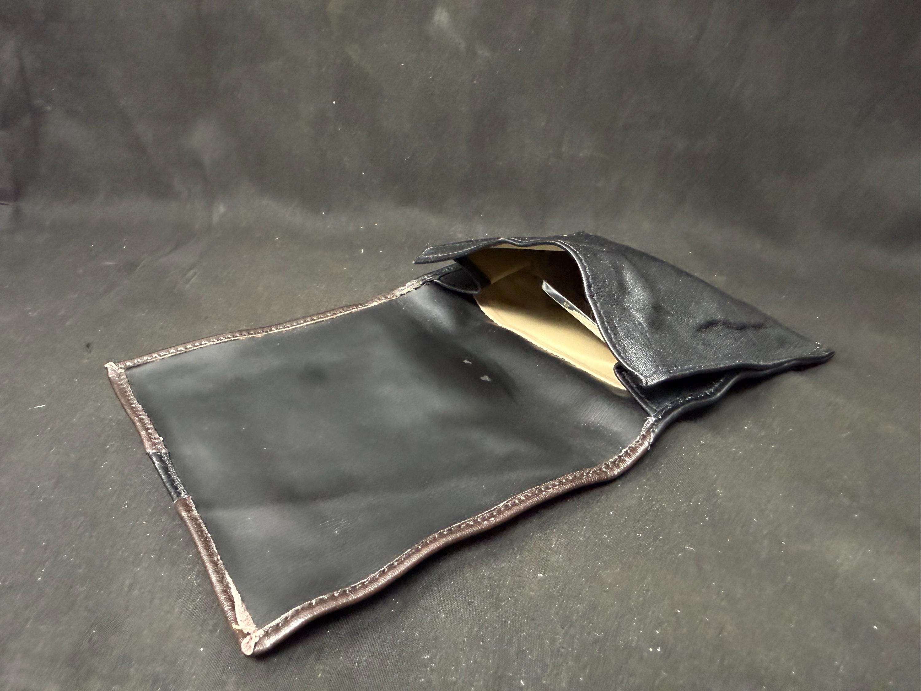 Mid-Century Leather Tobacco Caddy | Genuine Hide Single-Pocket Cellar | 2oz+ Capacity 5