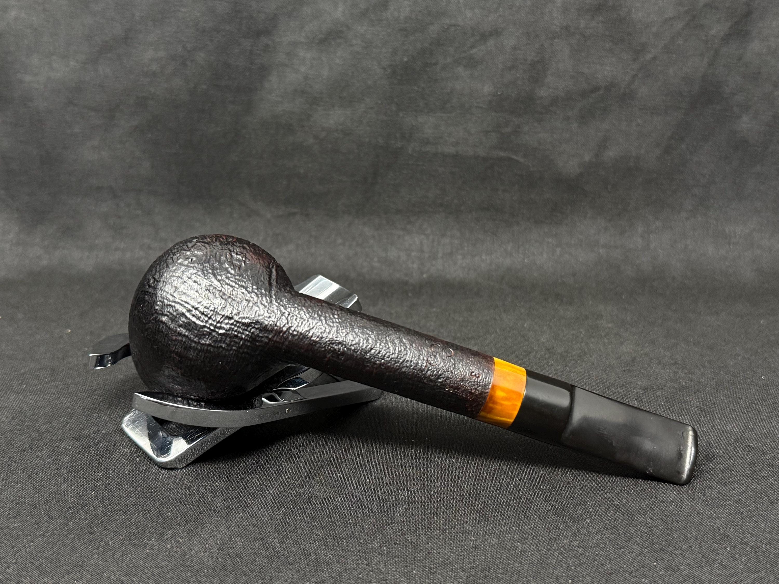 Collector's Offering: Kirsch Freehand Category A Billard (Nr. 10) — A Dark Sandblast German Gem.SKU-176 4
