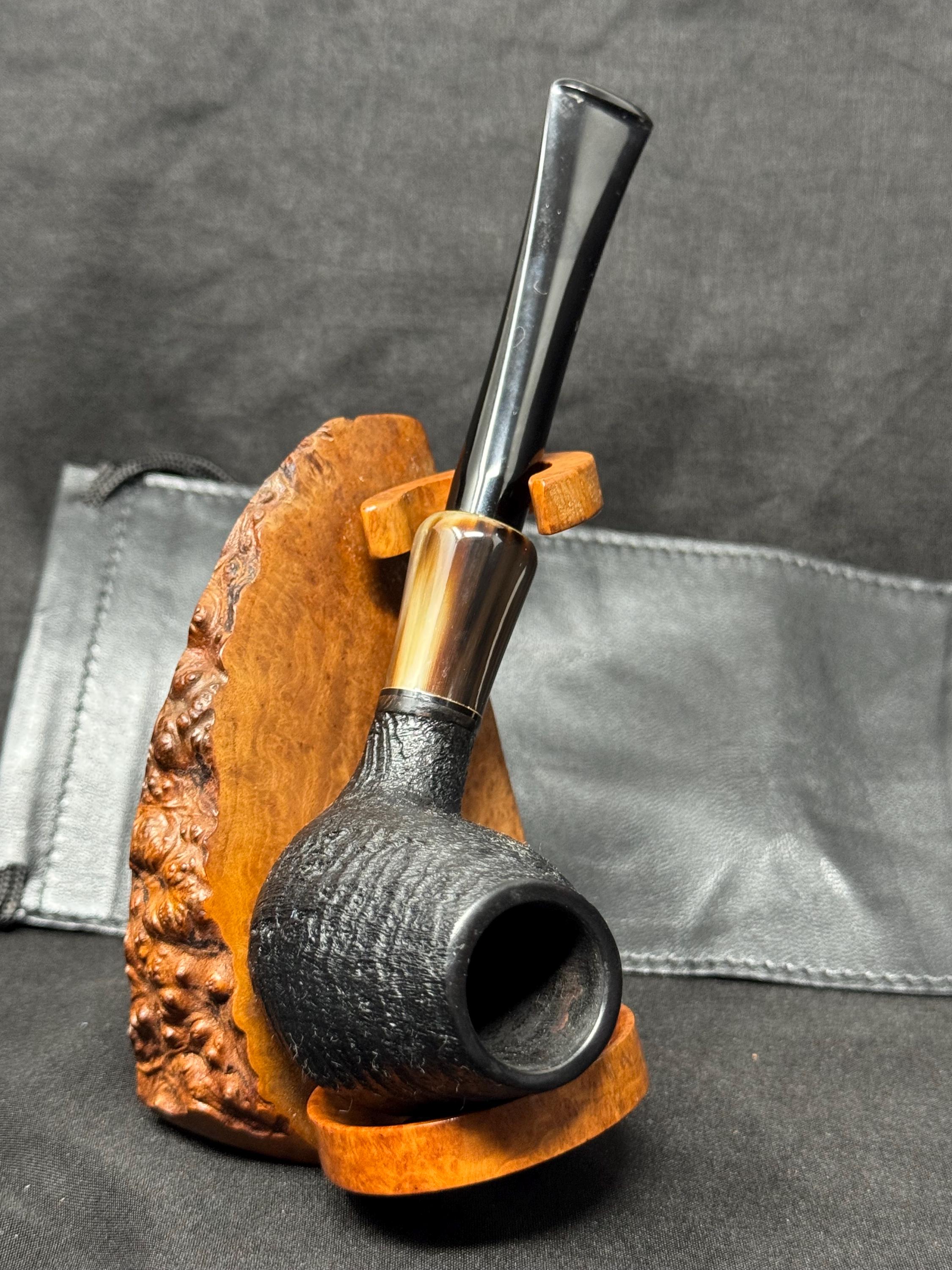 Jurgen Moritz Freehand 323 Sandblast Egg - German Artisan Collector Grade 8