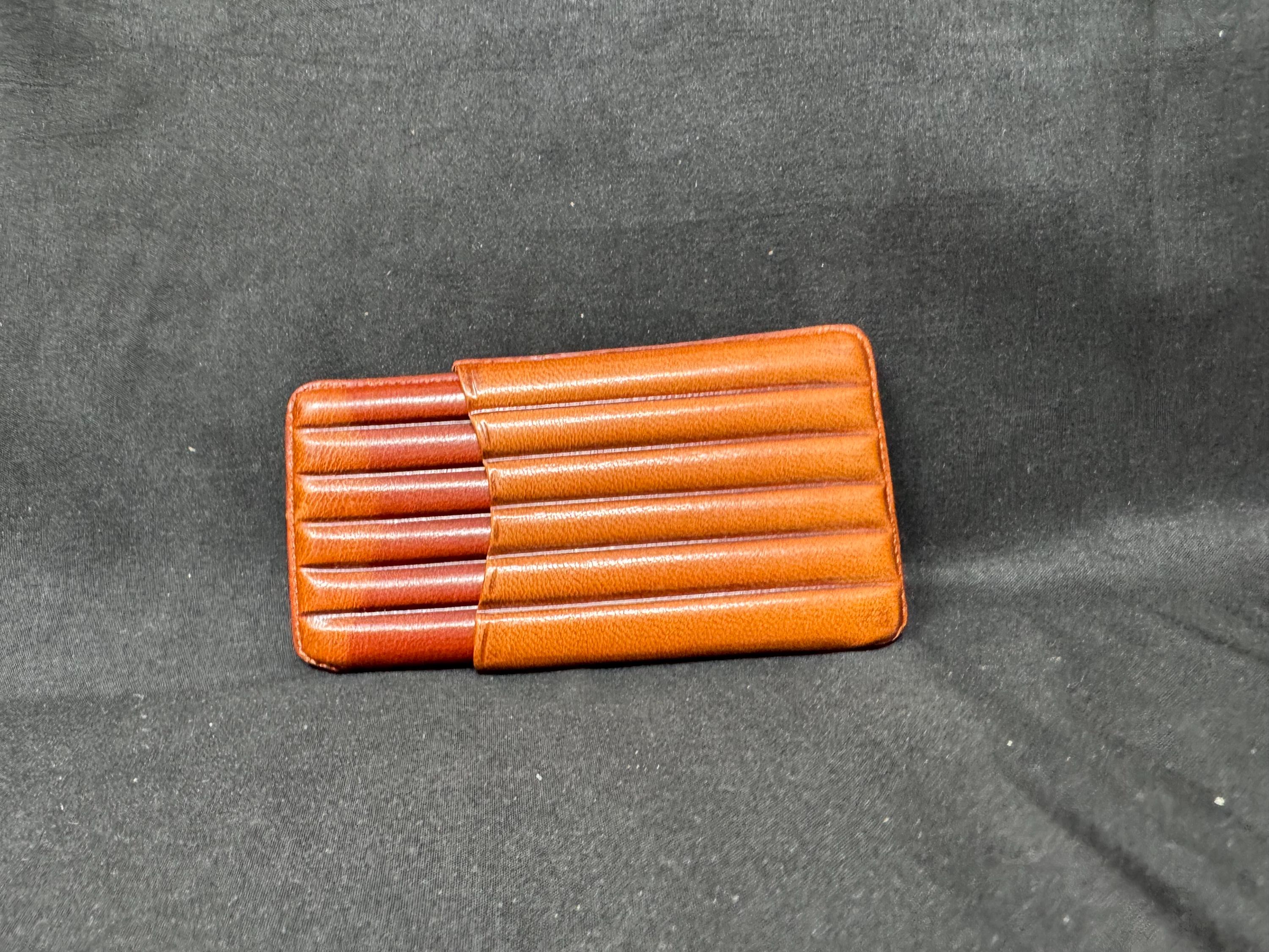 Spanish Hard Leather Cigar Travel Case, Modernist Design, circa 1960s-1980s 2