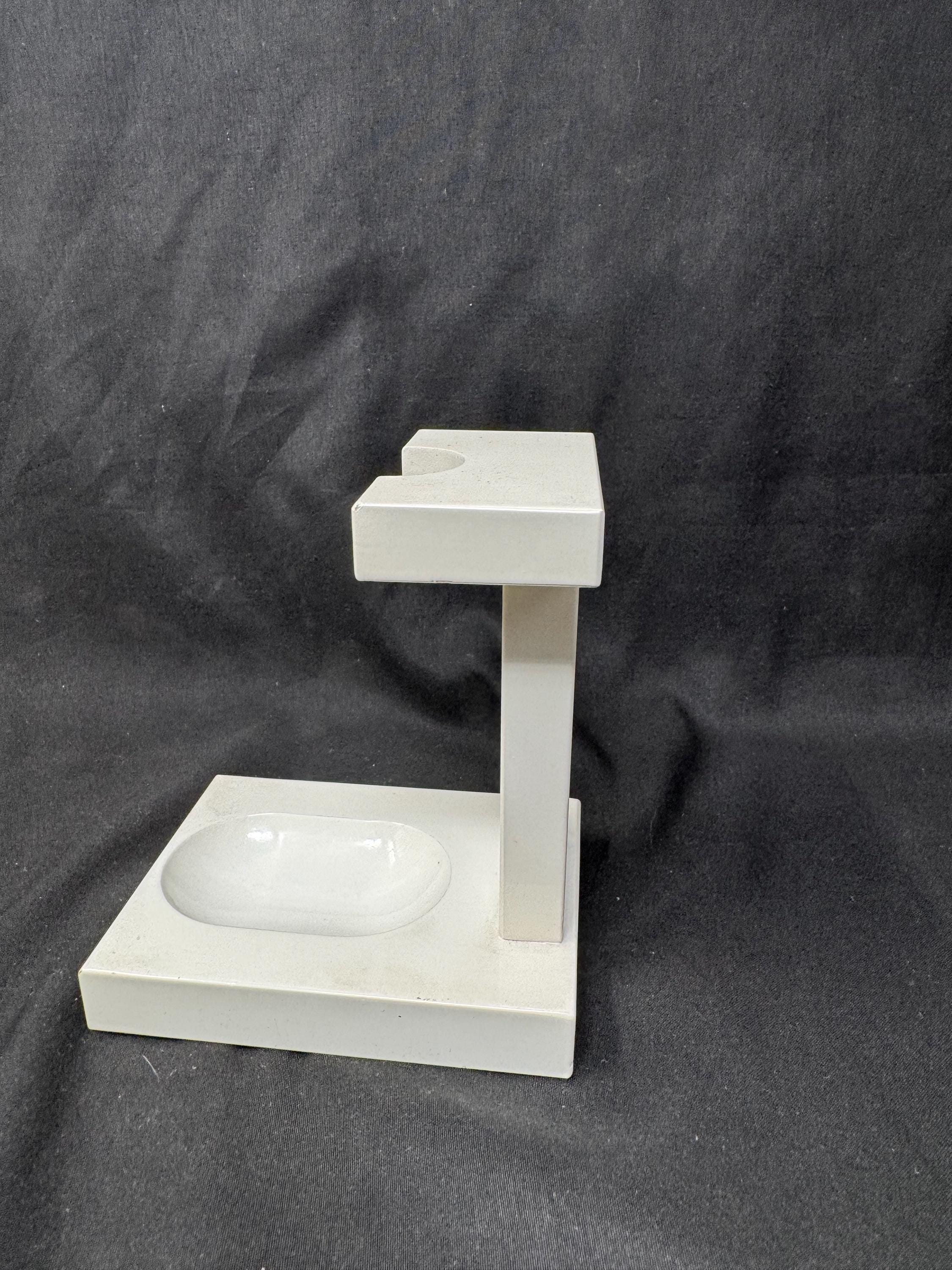 Mid-Century Modern Solitaire Pipe Stand - NOS Ivory White Glass Finish Architectural Display 7