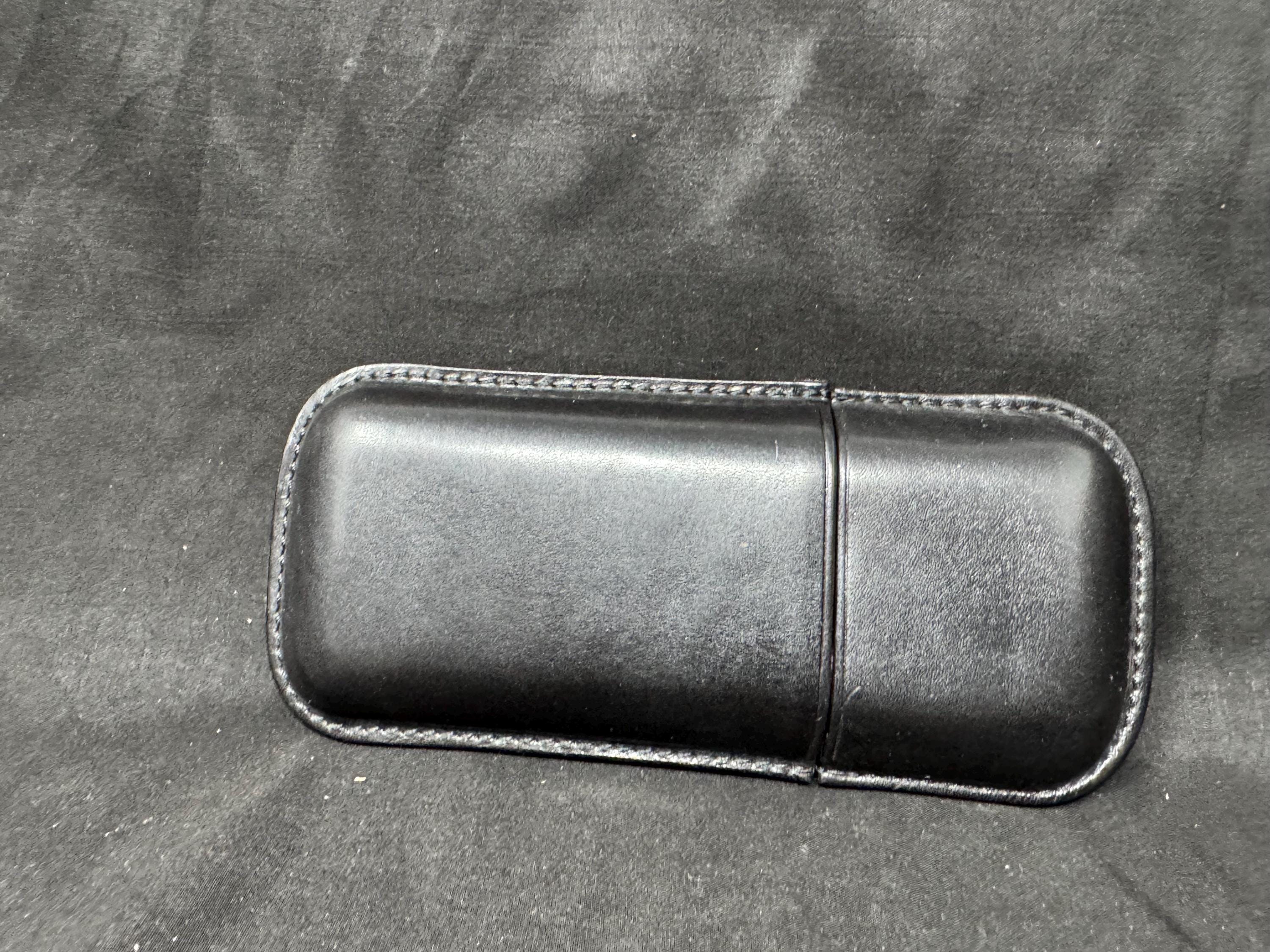 Unmarked German Hard Leather Cigar Holder / Hof-Lieferant Quality . 7” x 2.5“x 1”.SKU-148 3