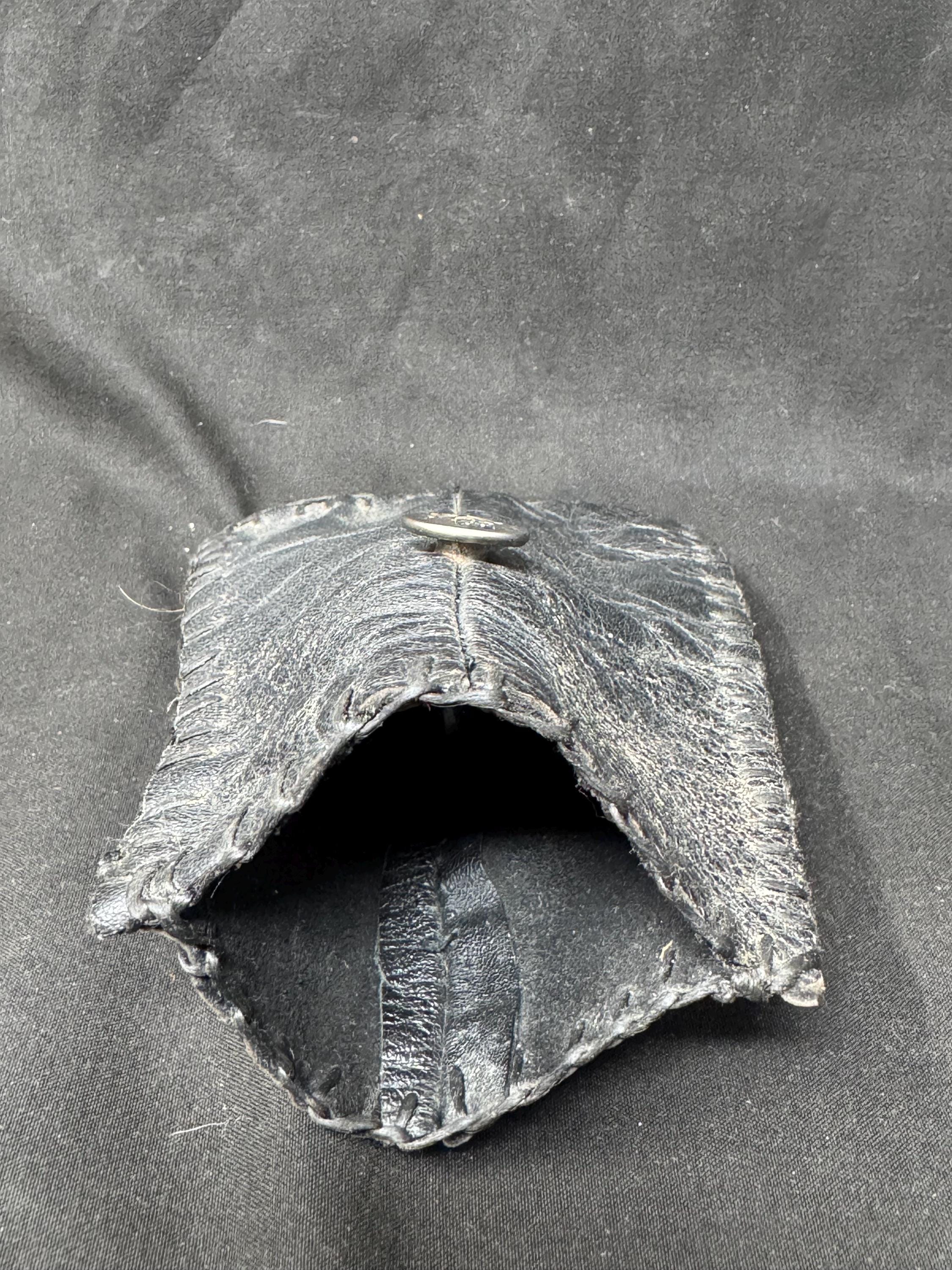 Medieval Girdle Pouch, 14th-16th Century Style - Black Leather, Jeans Button 7