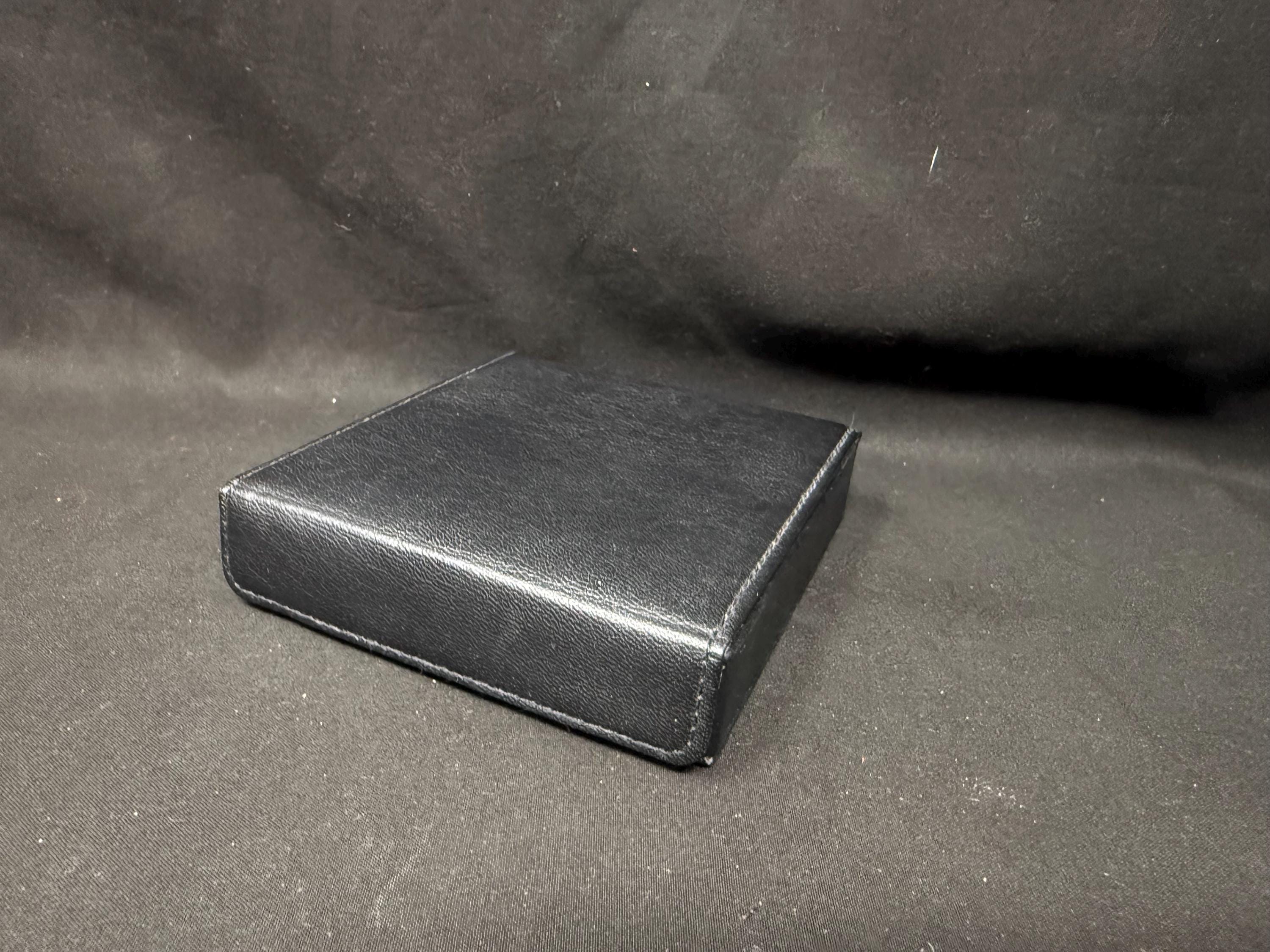 German Leather & Wood Cigar Box with Magnetic Closure | Estate Humidor 2