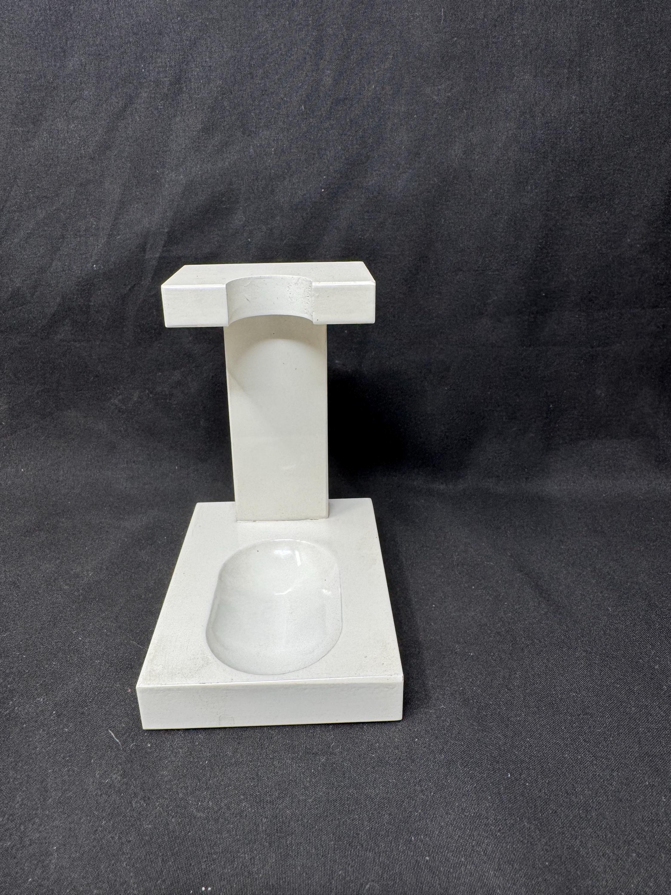 Mid-Century Modern Solitaire Pipe Stand - NOS Ivory White Glass Finish Architectural Display 3
