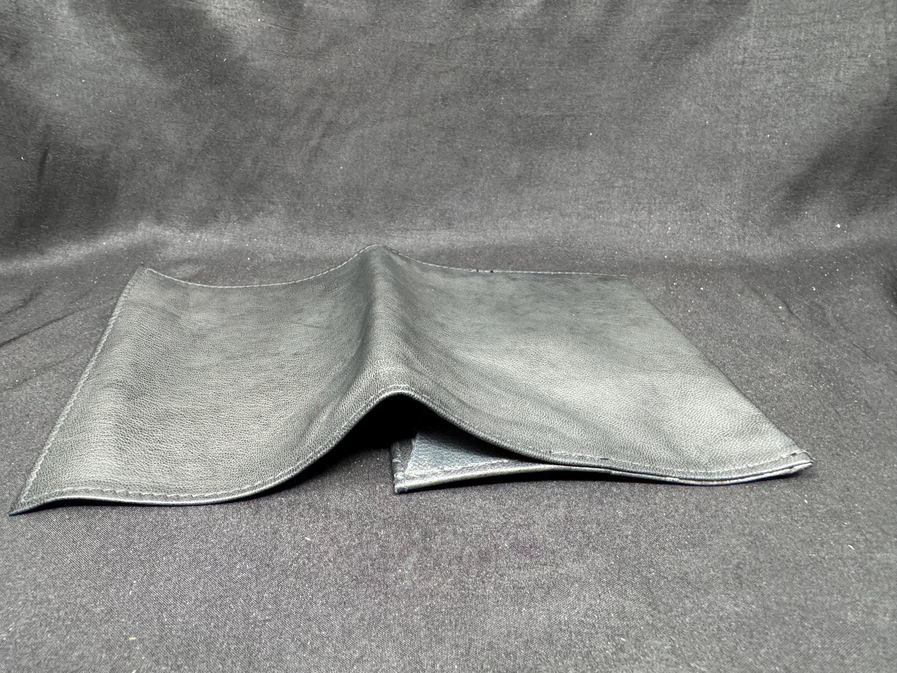 Vintage German Minimalist Two-Tone Leather Tobacco Pouch – New Old Stock – Accessory 4