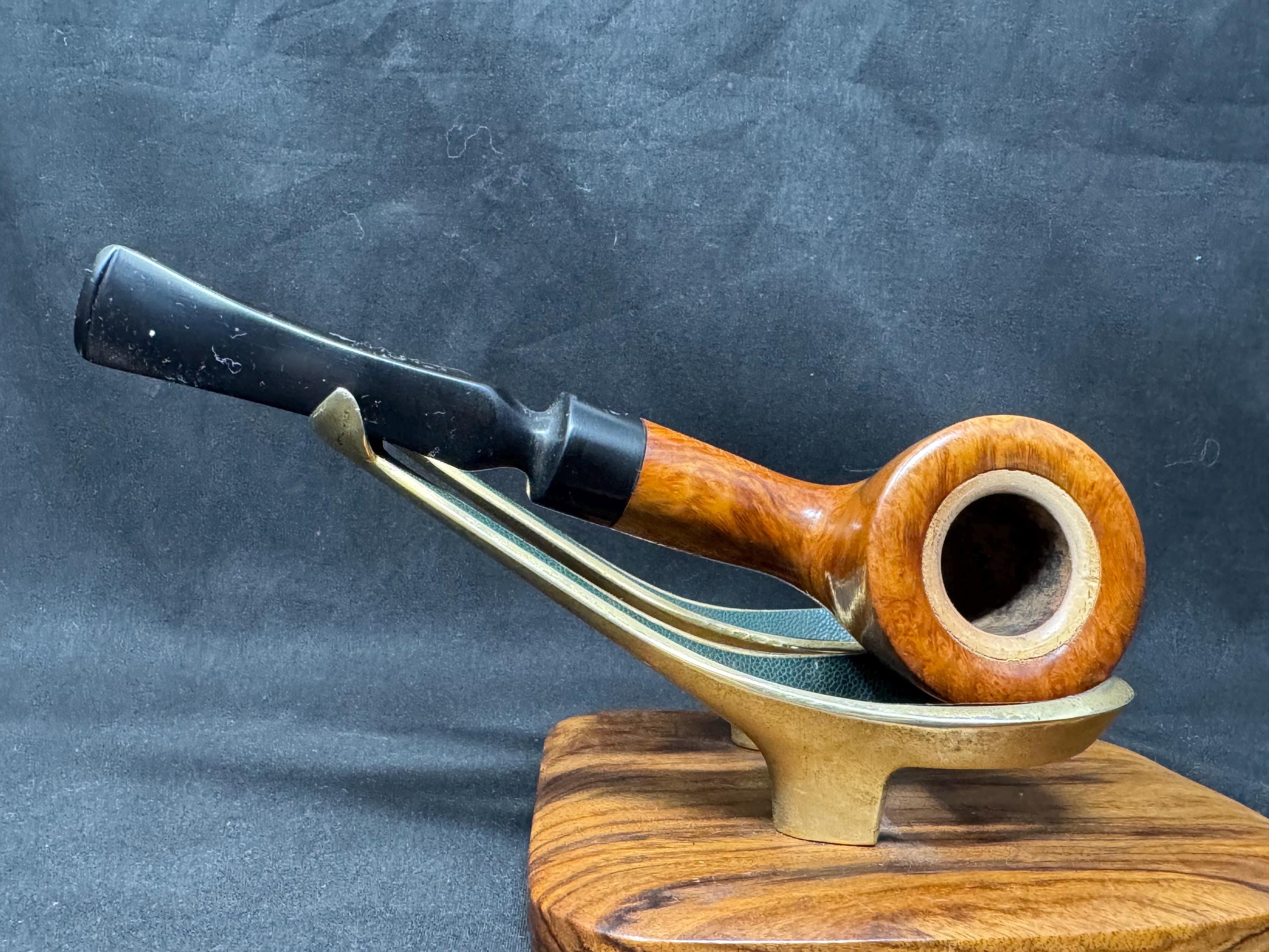 Las Vegas 4016 Meerschaum-Lined Briar Dublin | Ornate Floral Rim Saddle Stem 3