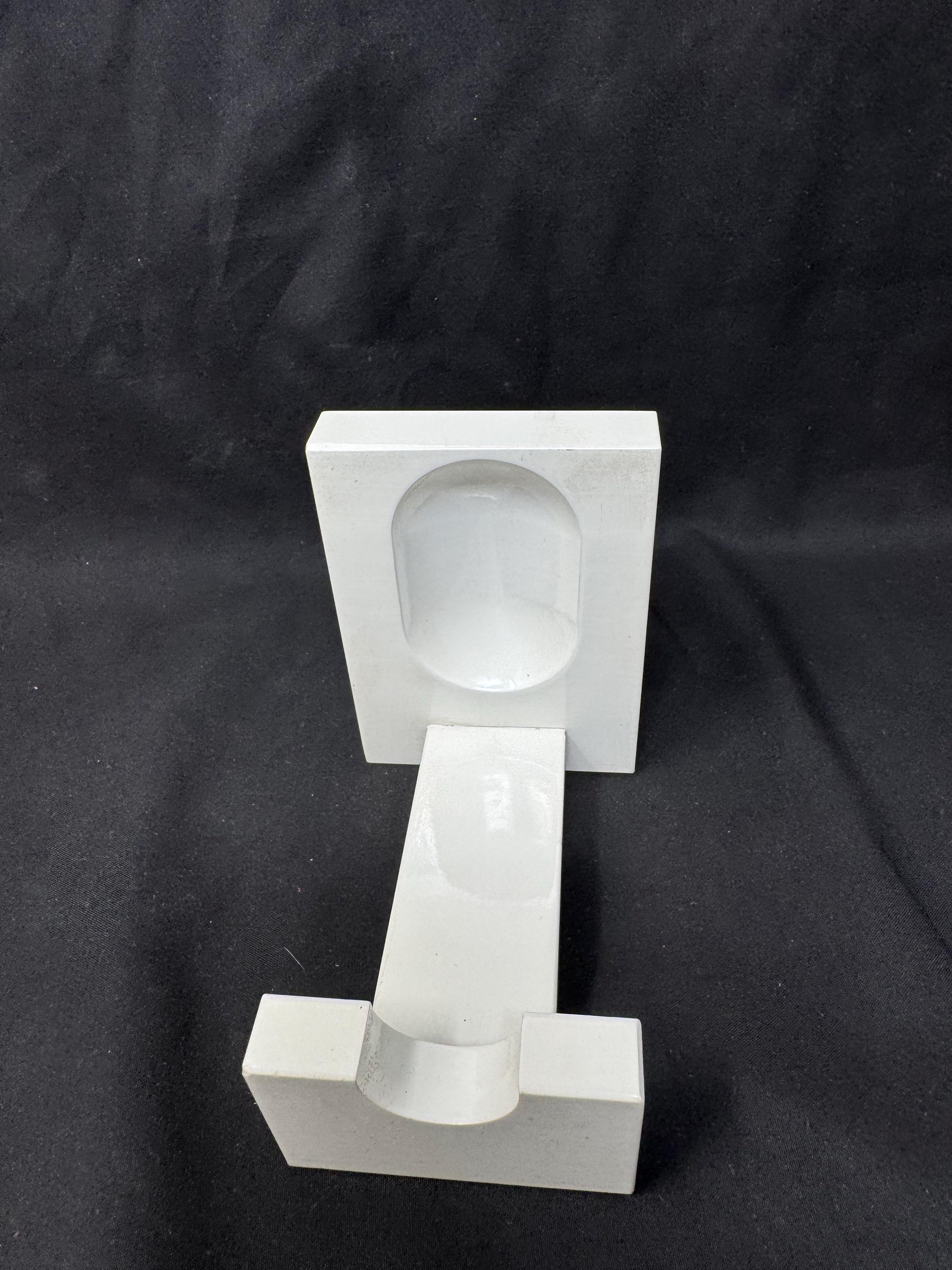 Mid-Century Modern Solitaire Pipe Stand - NOS Ivory White Glass Finish Architectural Display 8