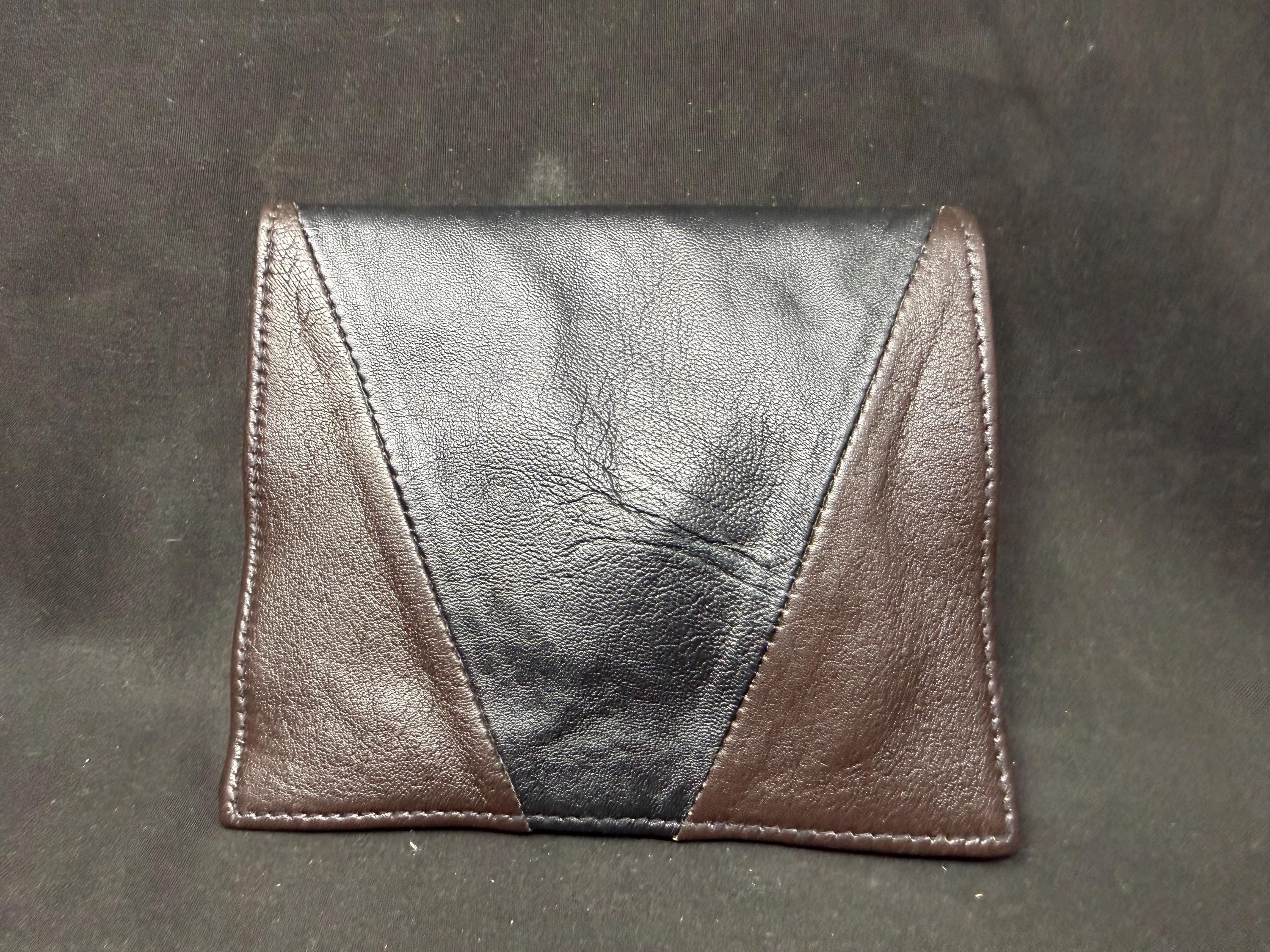 Mid-Century Leather Tobacco Caddy | Genuine Hide Single-Pocket Cellar | 2oz+ Capacity