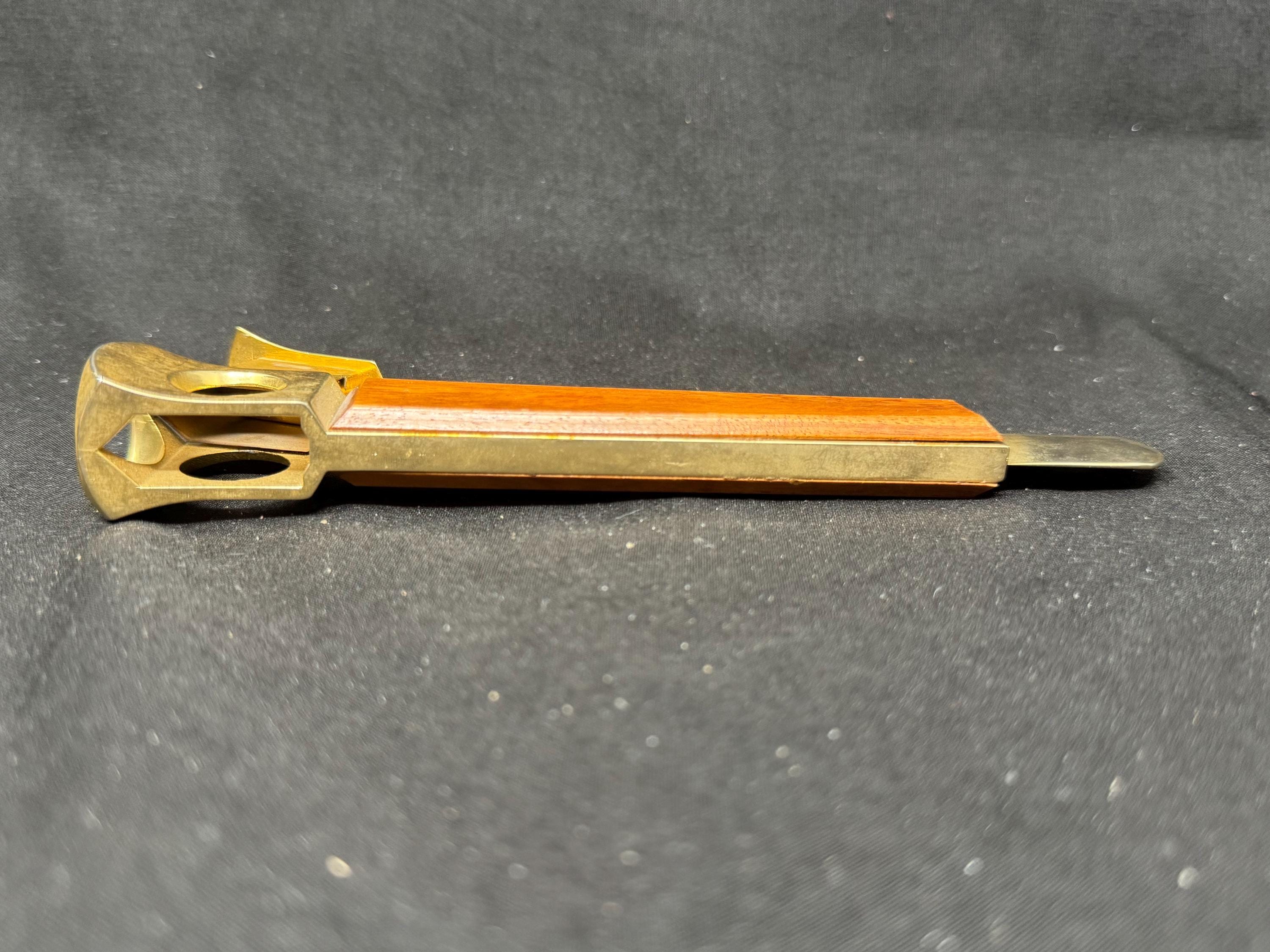 CTS Wolfertz Solingen Germany V-Cut Cigar Cutter, Gold-Tone, 1960s-1980s 7