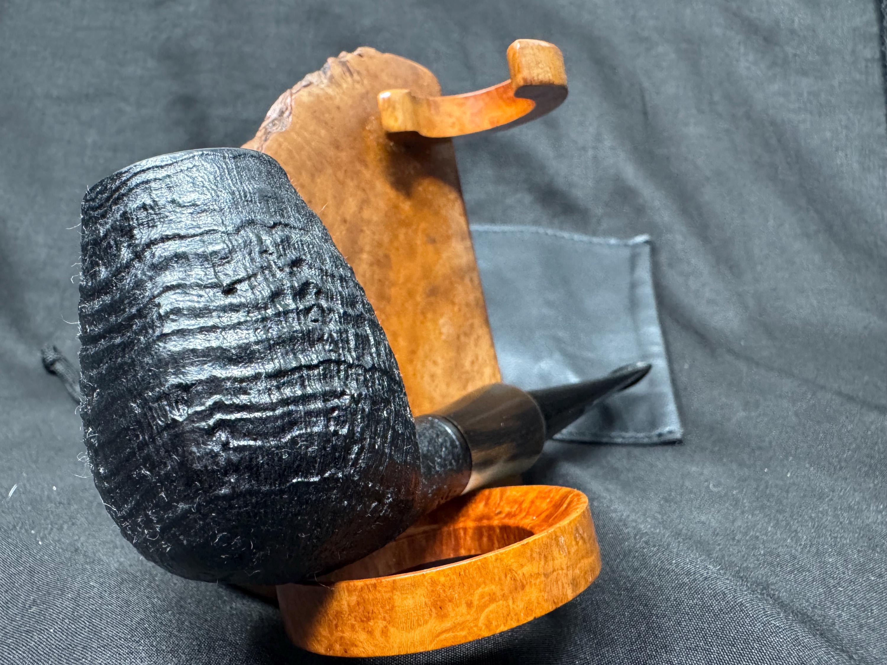 Jurgen Moritz Freehand 323 Sandblast Egg - German Artisan Collector Grade 7