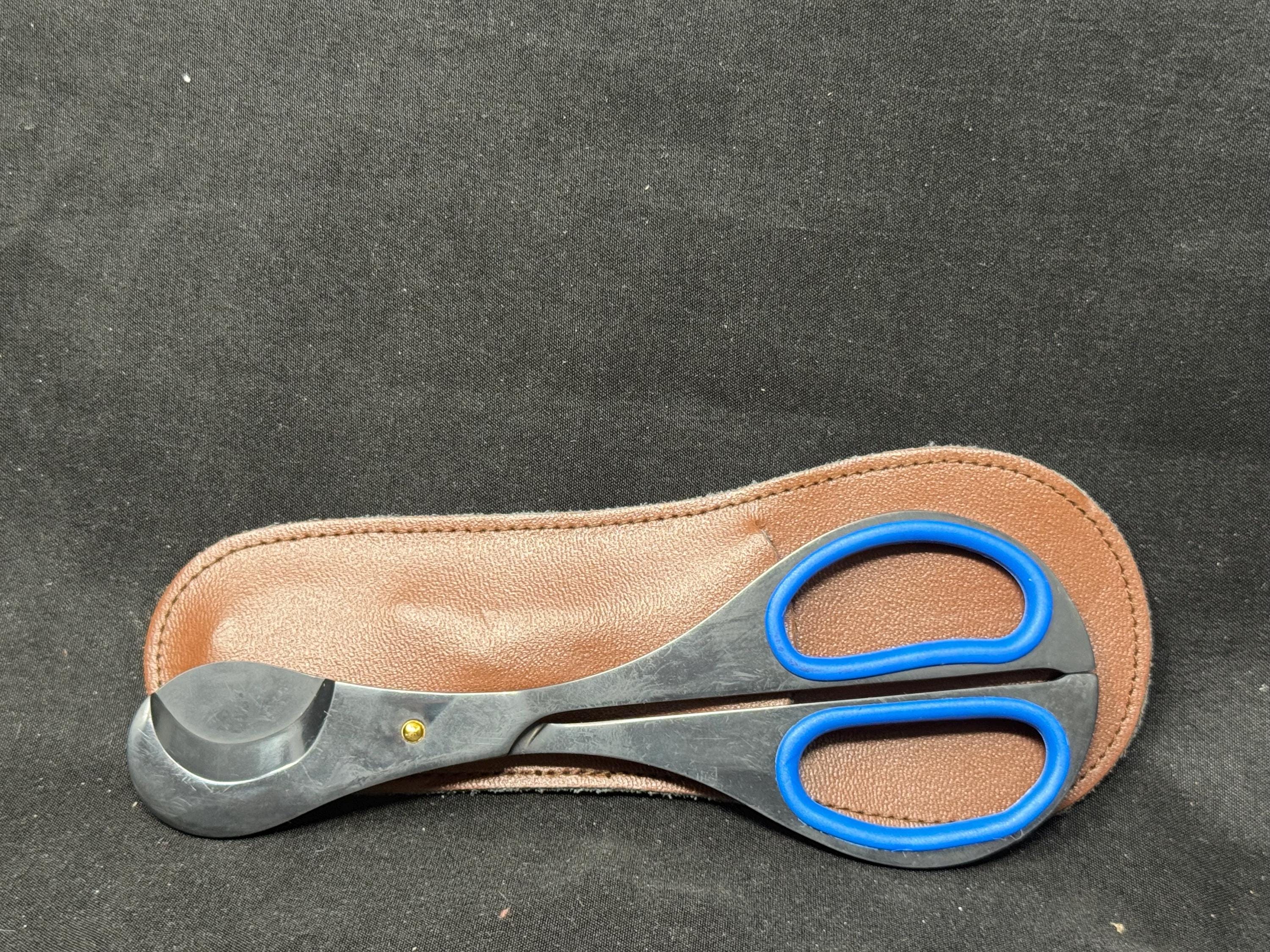 German Black Metal Cigar Scissors - Solingen Precision Cutter, circa 1900s 4