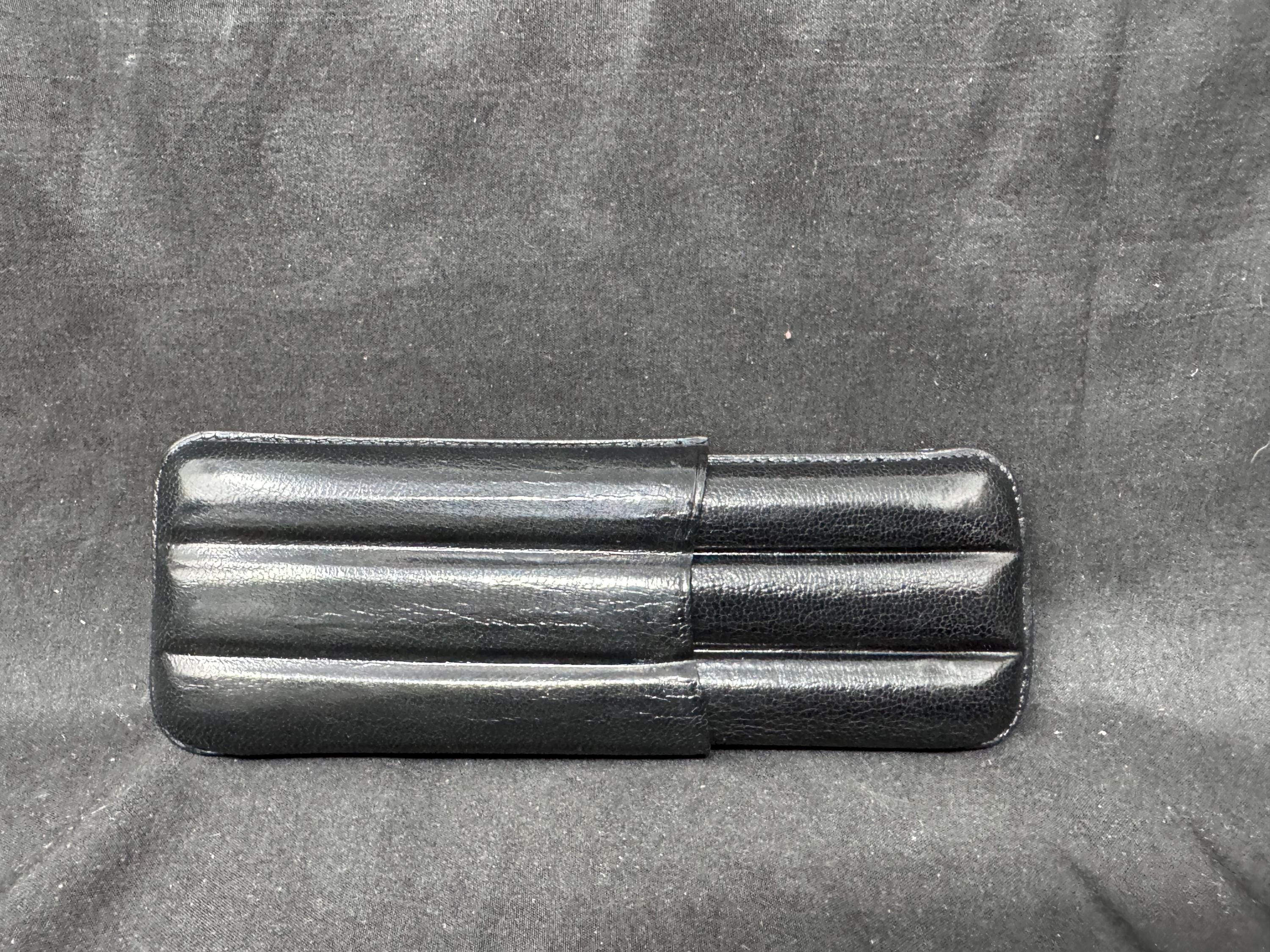 Ubrique Leather 3-Cigar Travel Case – German Bespoke Design.SKU-262 6