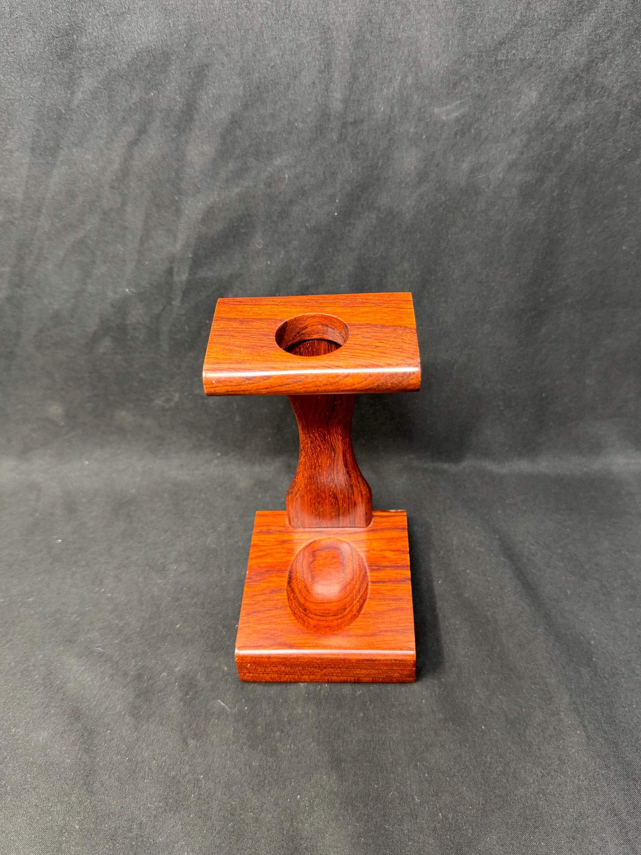 Mid-Century Modern Solitaire Pipe Stand | Mahogany & Glass NOS Display Rack 2