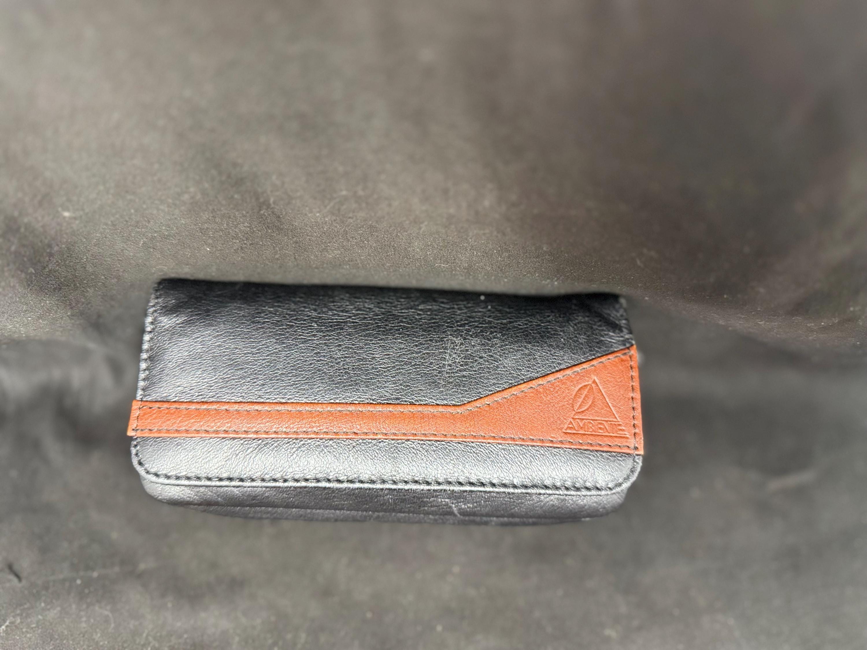 Vintage Leather Roll-Up Tobacco Pouch - 2 oz Capacity, 4-Pipe Storage 2