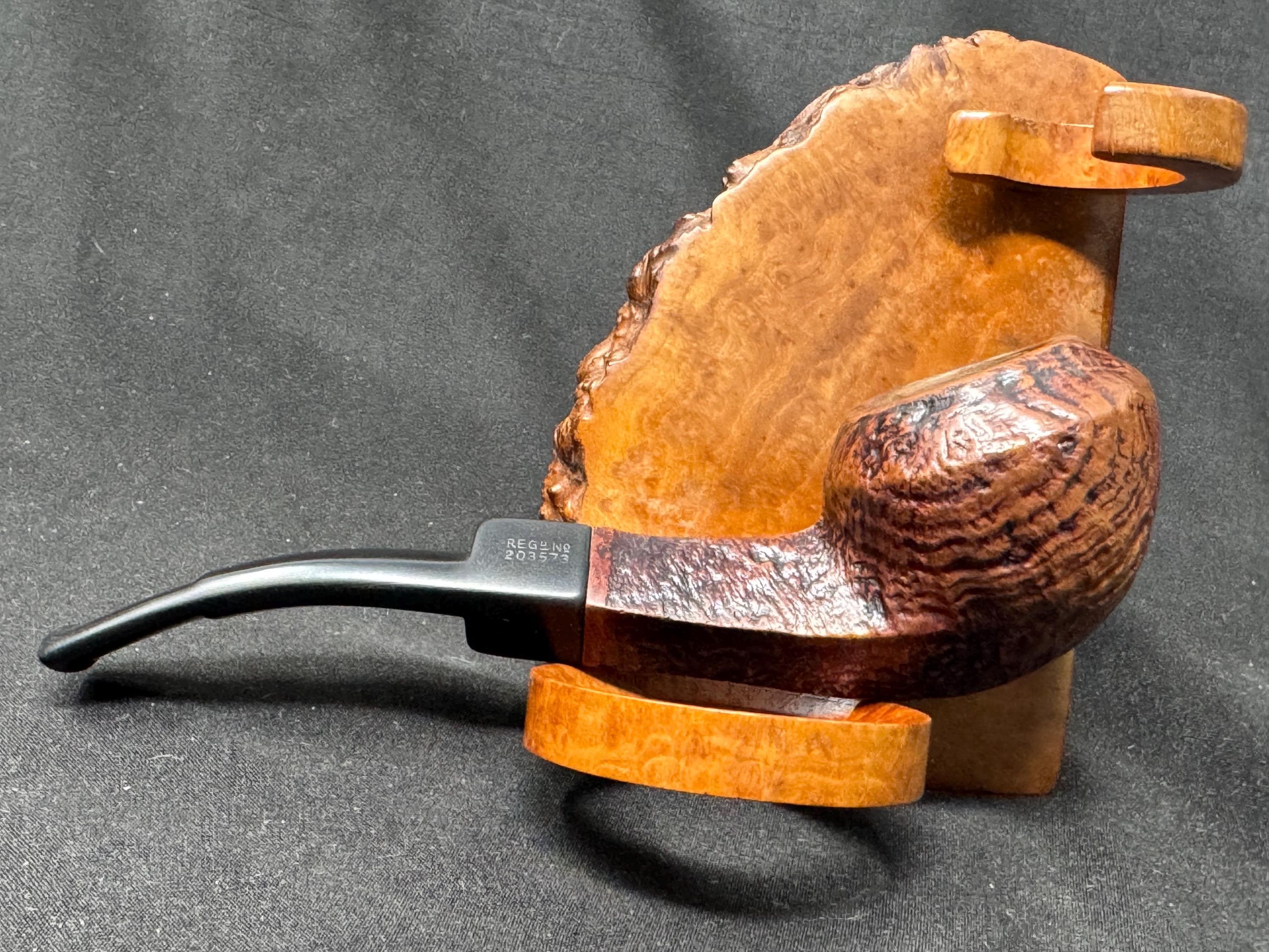 Charatan of London Grosvenor Shape 2109 Rhodesian Sandblast Fishtail Vulcanite Stem 5
