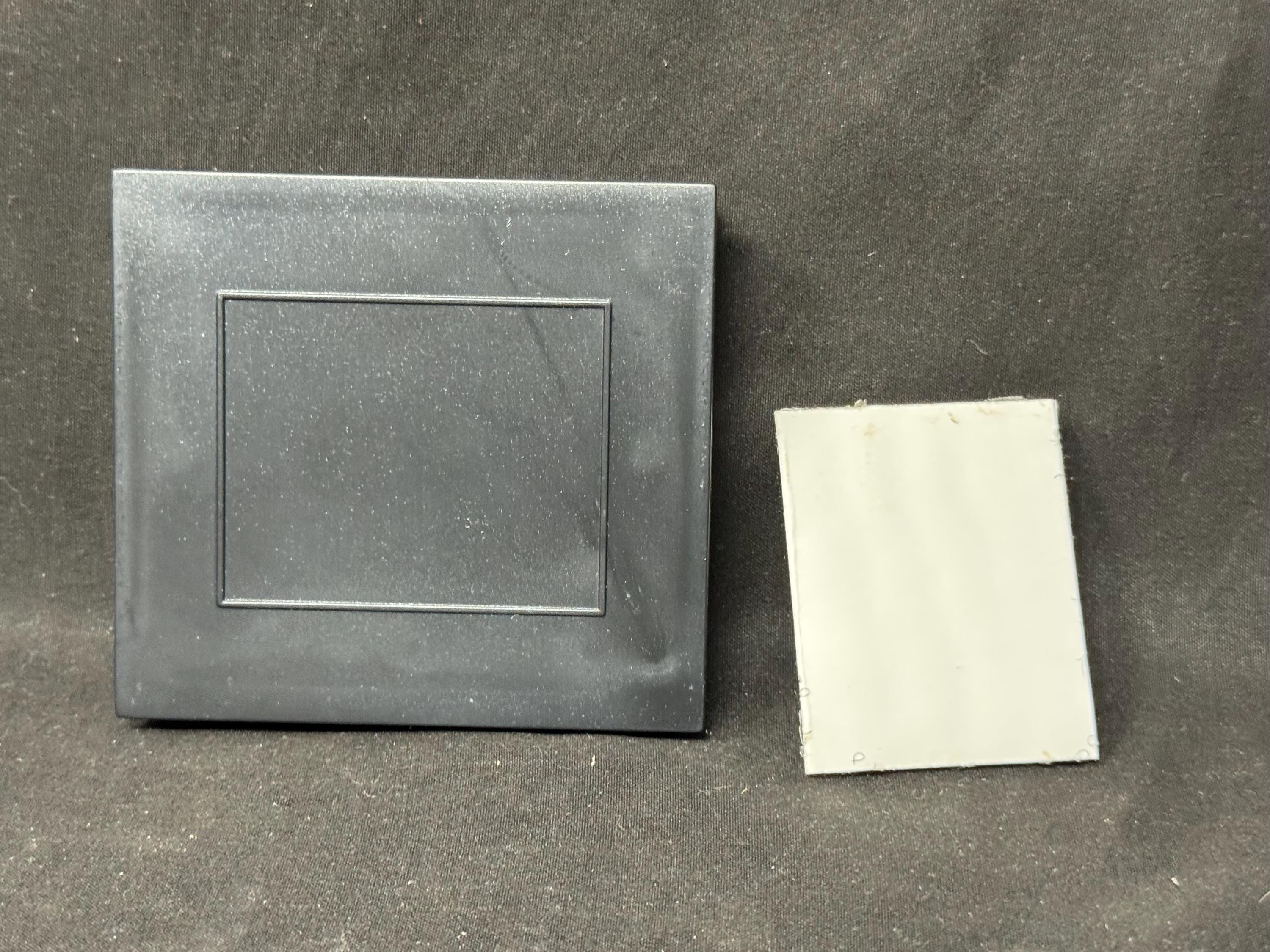Vintage Desktop Humidor System - Self-Regulating Precision Humidification Device 3