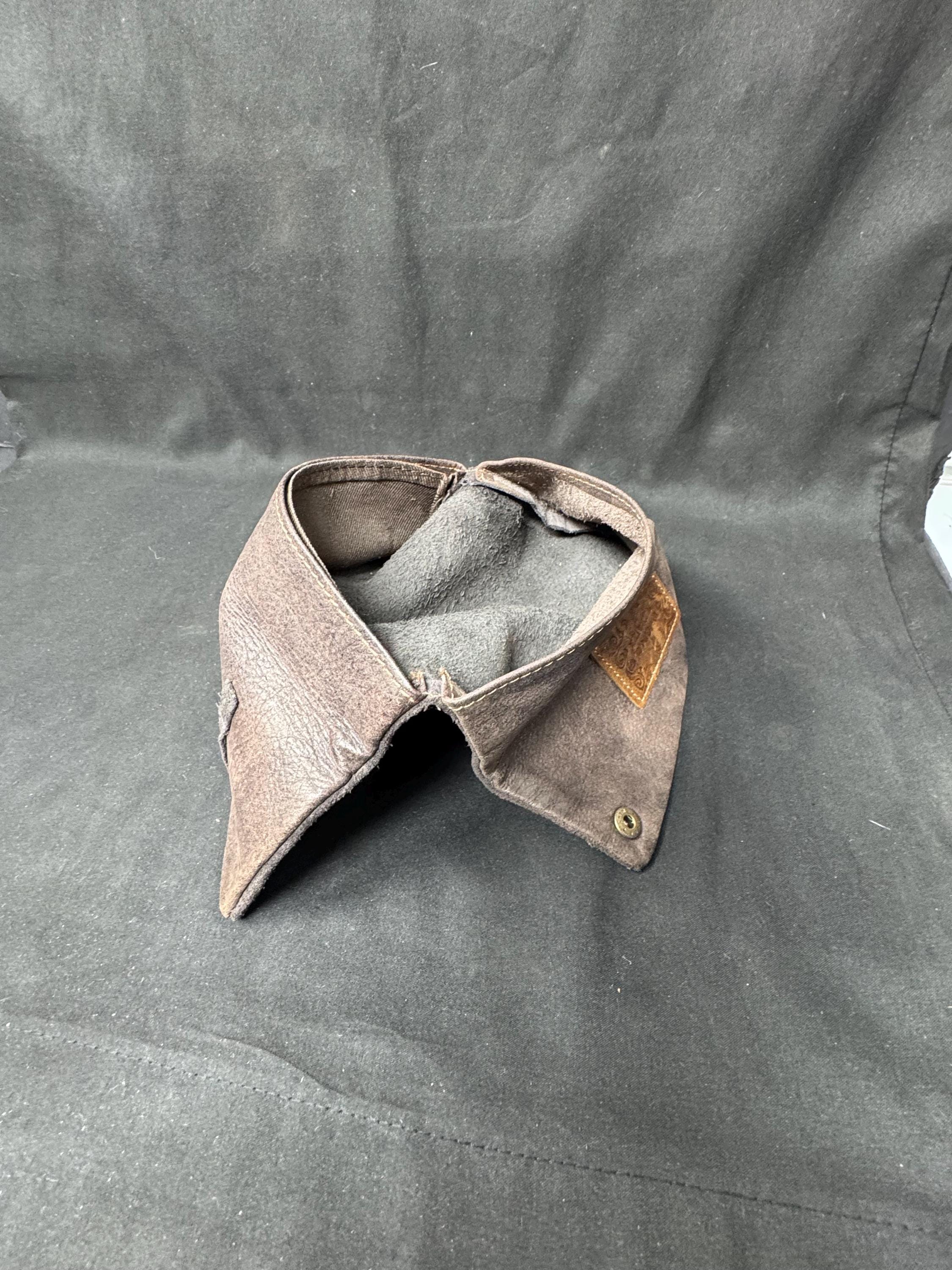 Vintage German Brown Leather Tobacco Pouch with Dual Tool Pockets, 6.5 x 3.5 inches 5