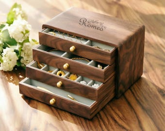 Joyero de nogal grabado: organizador de joyas multicapa