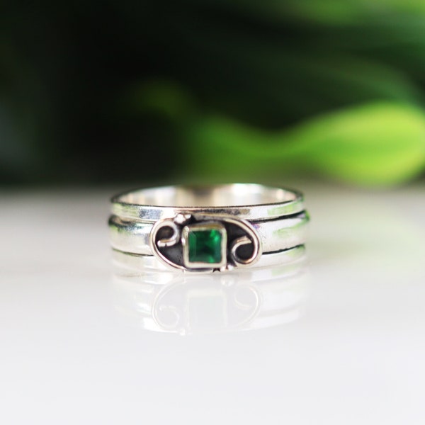 Emerald Ring, Spinner Ring, Women Ring, Spin Ring, 925 Silver Ring, Anxiety Ring, Natural Emerald, Meditation Ring, Thumb Ring, Boho Ring